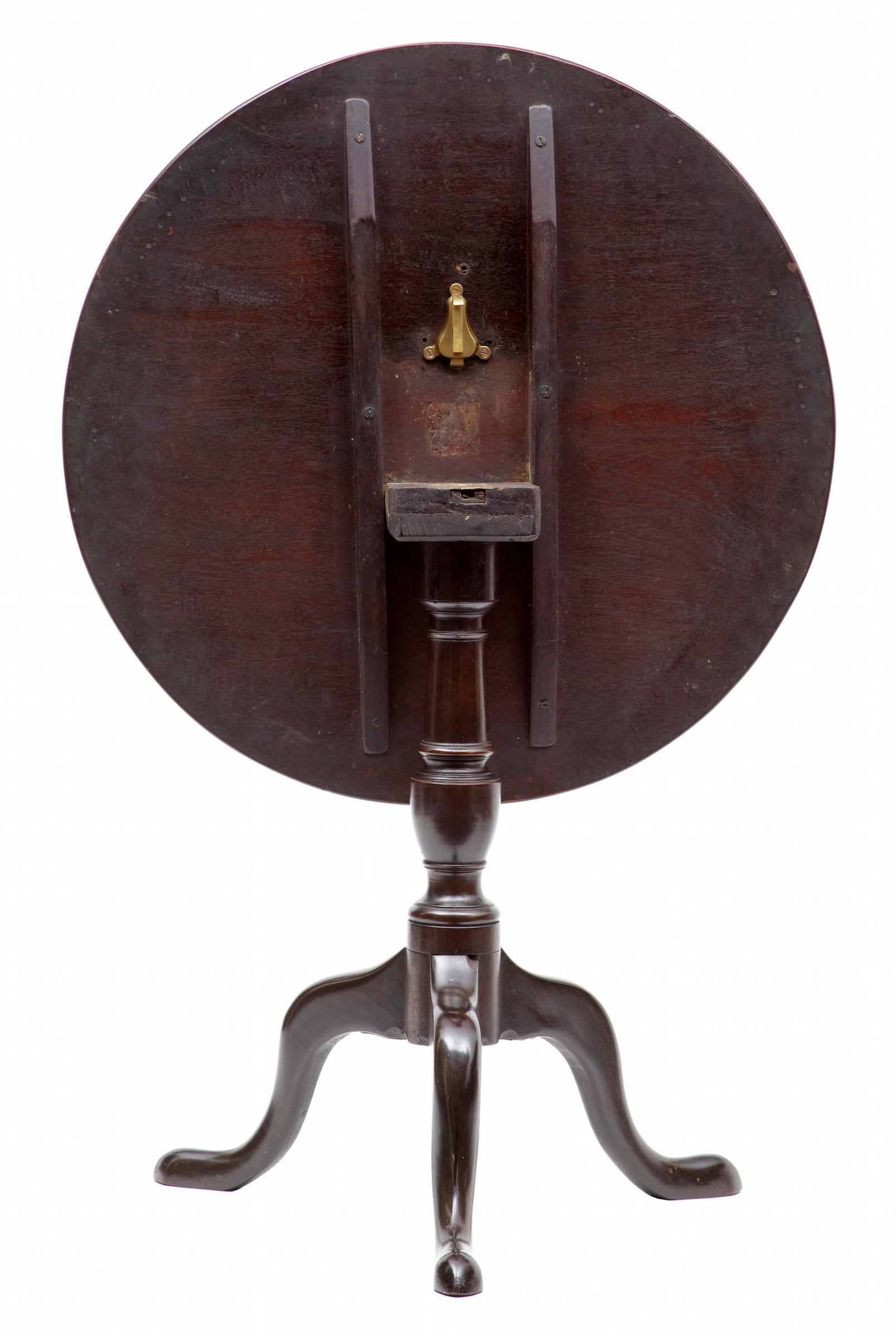 George III 18th Century Georgian Mahogany Tilt Top Occasional Table