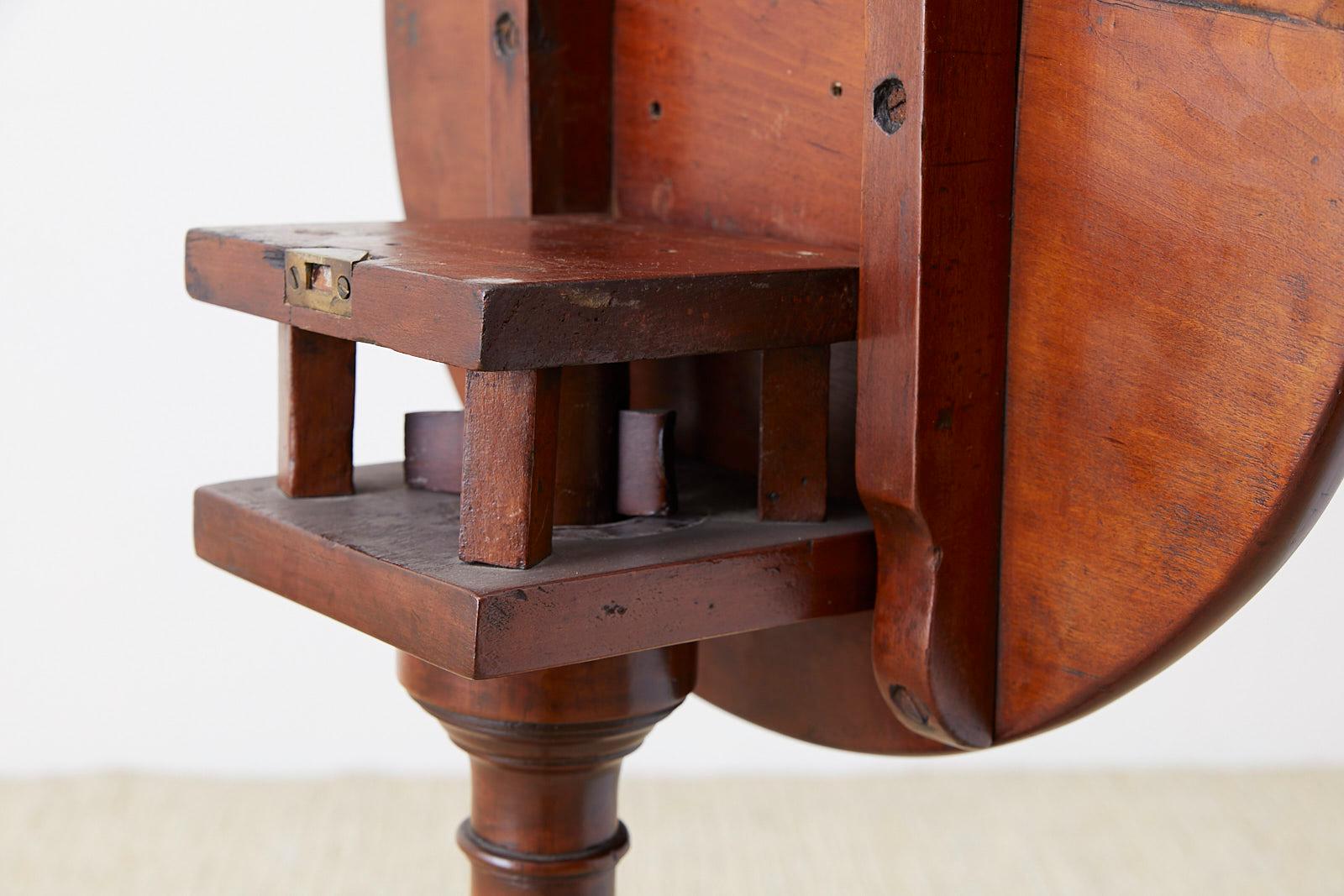 18th Century Georgian Mahogany Tilt-Top Tea Table 5