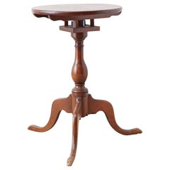 18th Century Georgian Mahogany Tilt-Top Tea Table