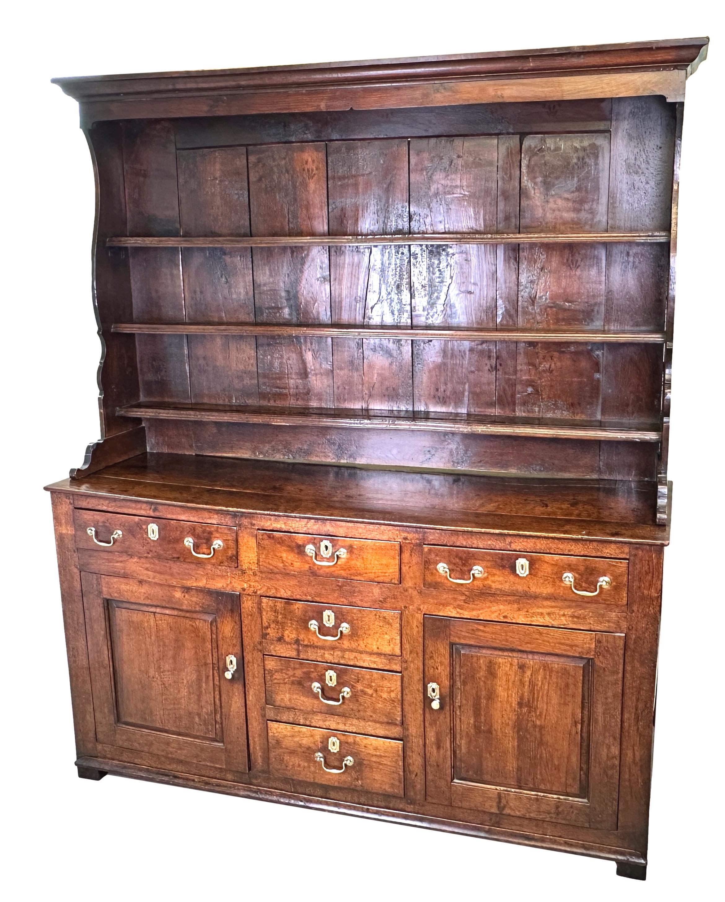 18th Century Georgian Oak Dresser With Rack For Sale 7