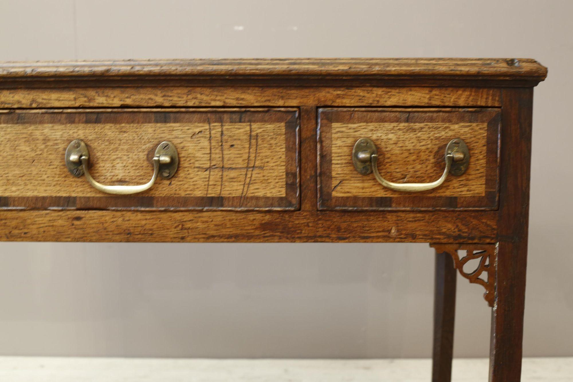 18th Century and Earlier 18th century Georgian oak writing table For Sale