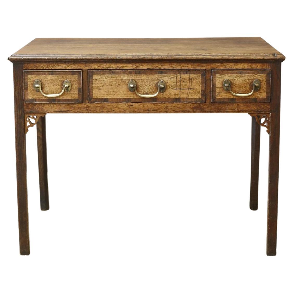 18th century Georgian oak writing table For Sale