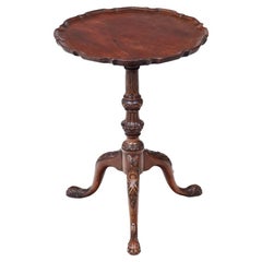 18th Century Georgian Occasional Table with Pie Crust Dish Top