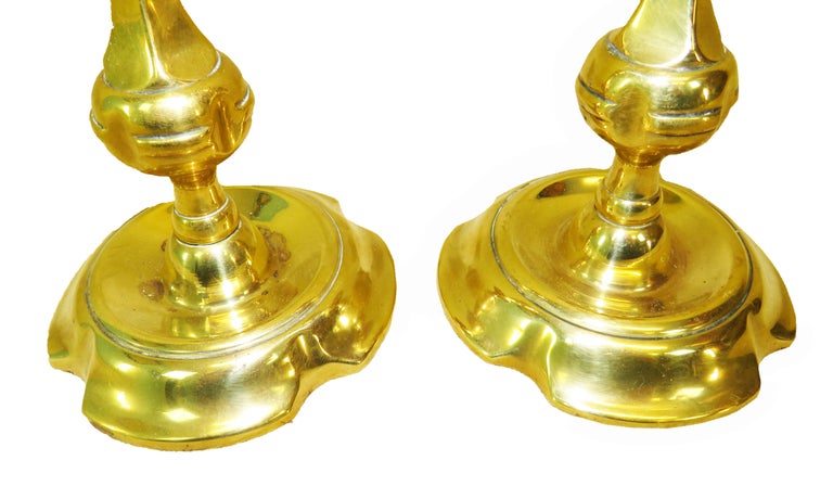 English 18th Century Georgian Pair of Brass Candlesticks For Sale