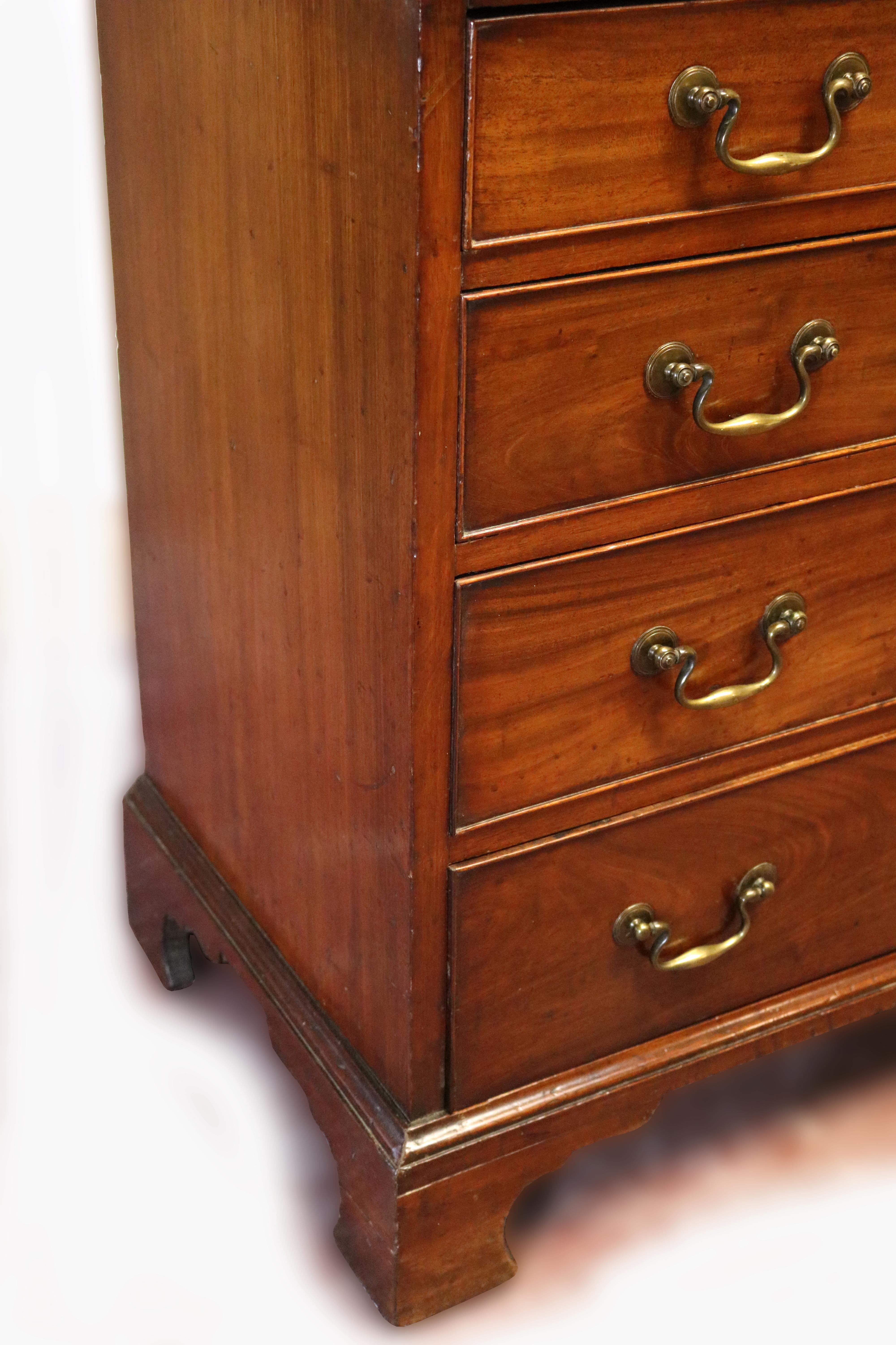 18th Century Georgian Period Original Mahogany Chest of Drawers 5