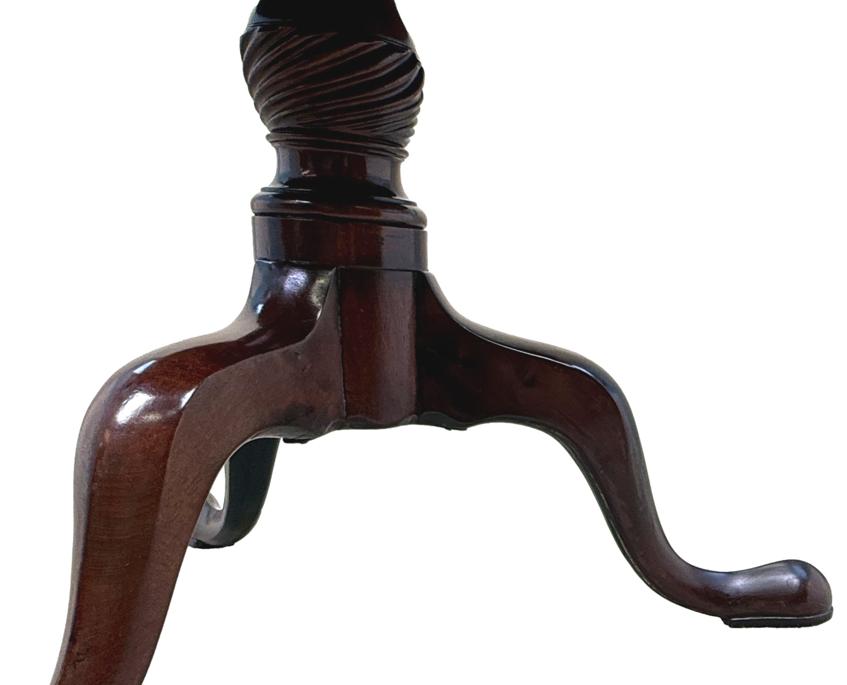 Mahogany 18th Century Georgian Two Tier Dumbwaiter For Sale