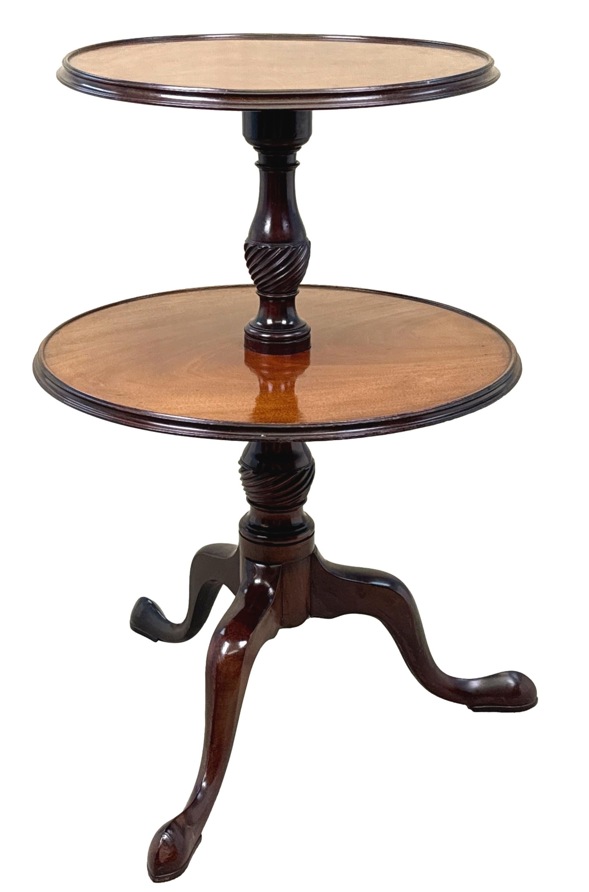 18th Century Georgian Two Tier Dumbwaiter For Sale 3