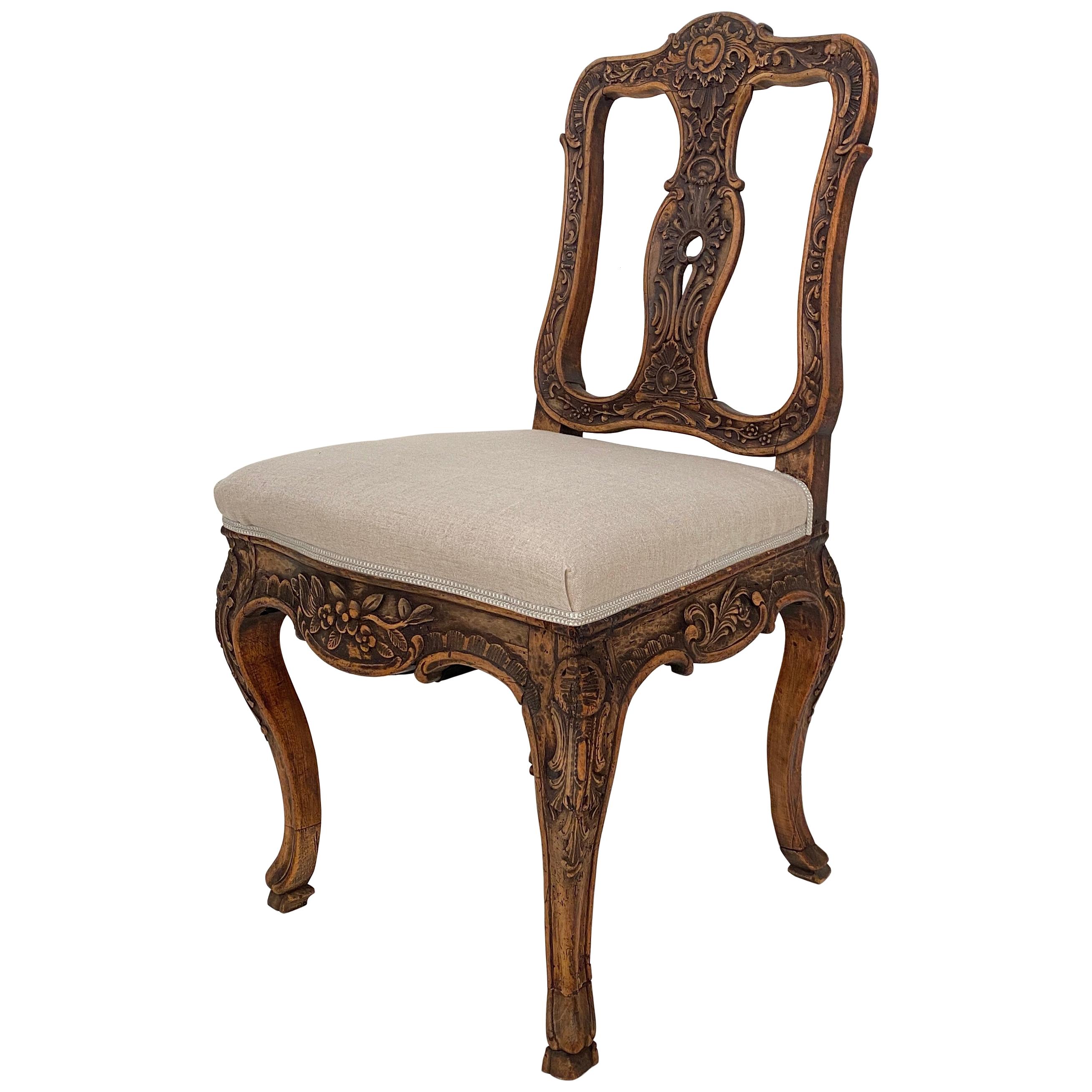 18th Century German Baroque Chair in Carved Walnut, circa 1740