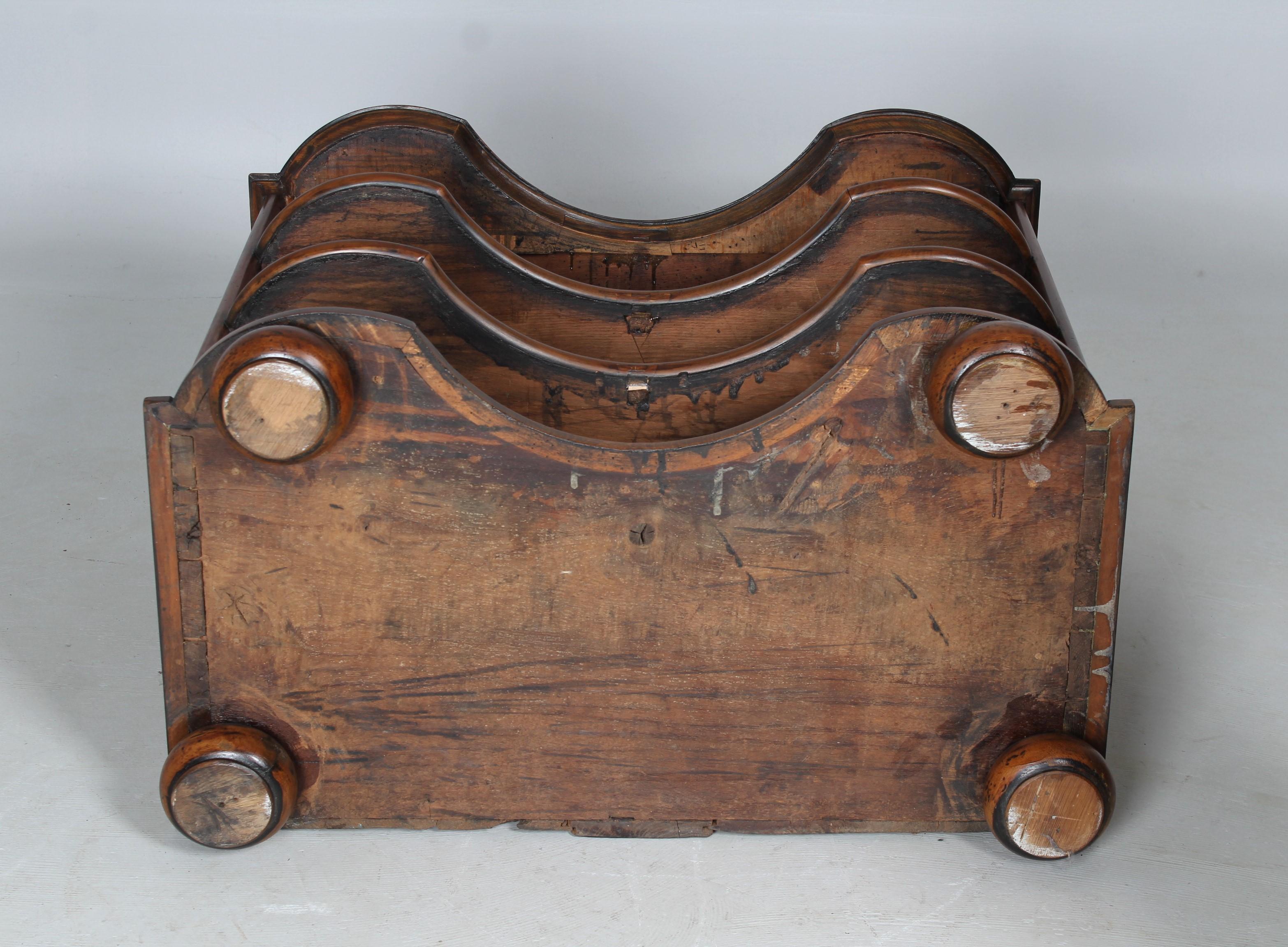 18th Century German Baroque Chest of Drawer, Commode Louis XV, Walnut, Marquetry For Sale 11
