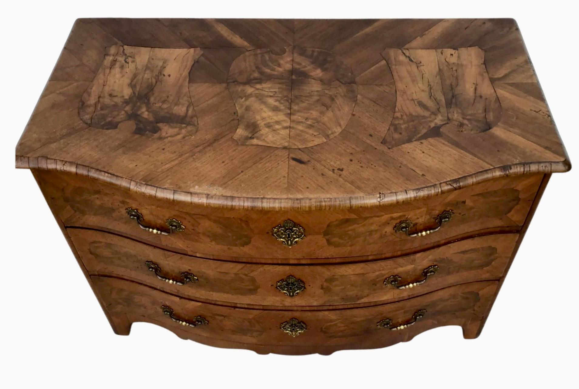 18th Century and Earlier 18th Century German Baroque Chest of Drawers - Commode For Sale