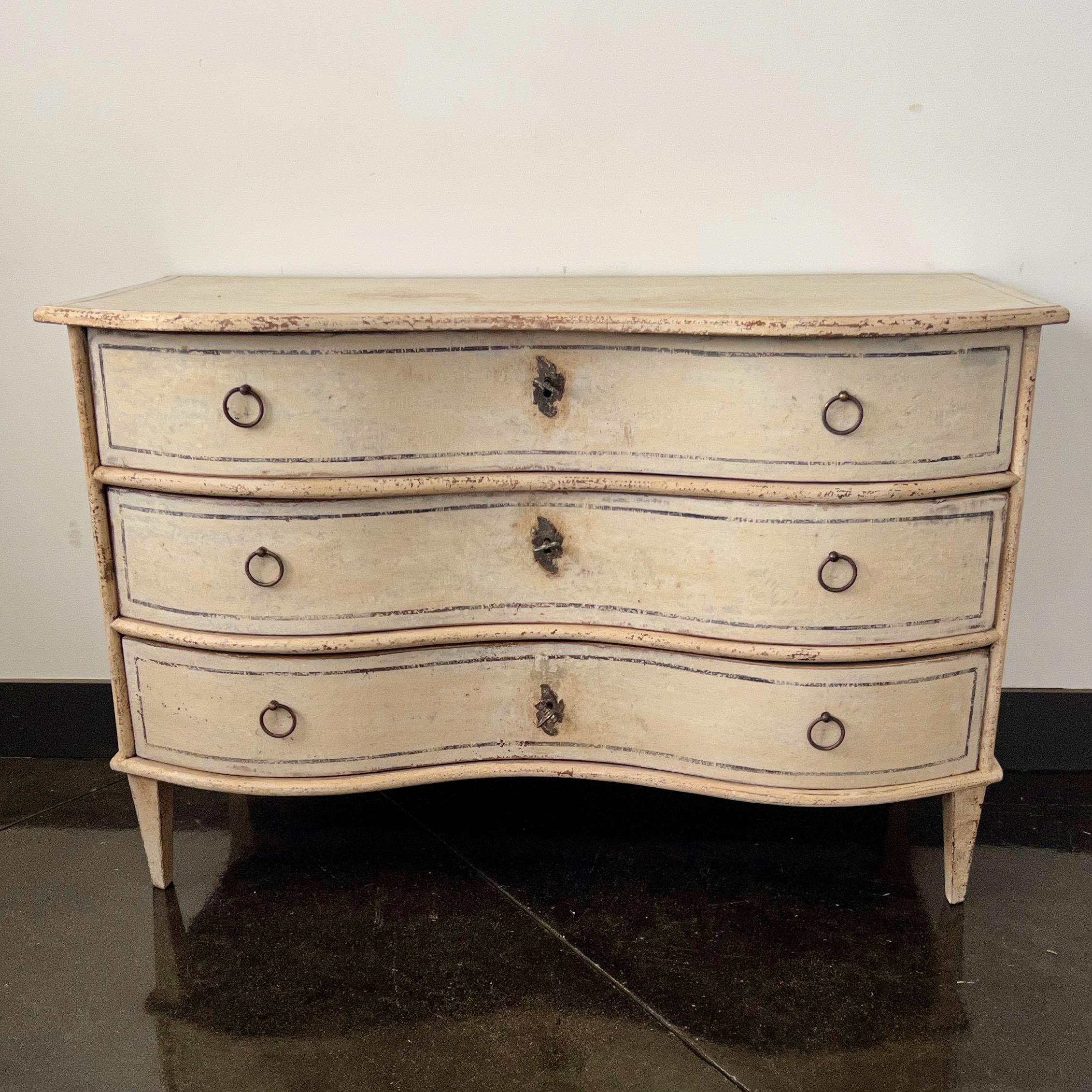 Hand-Carved 18th Century German Baroque Chest of Drawers For Sale