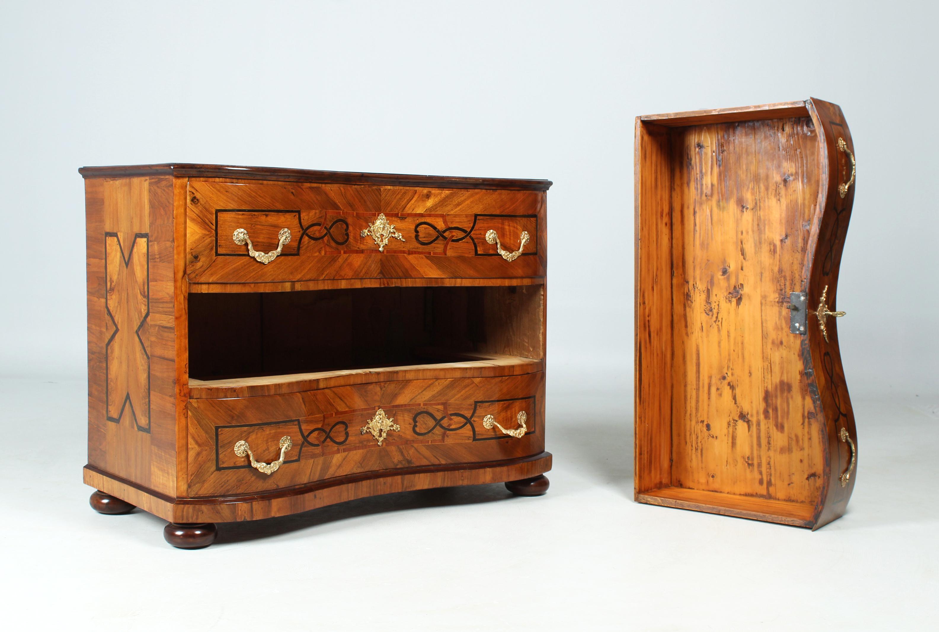 18th Century German Baroque Chest Of Drawers, Special Locking System, Circa 1750 6