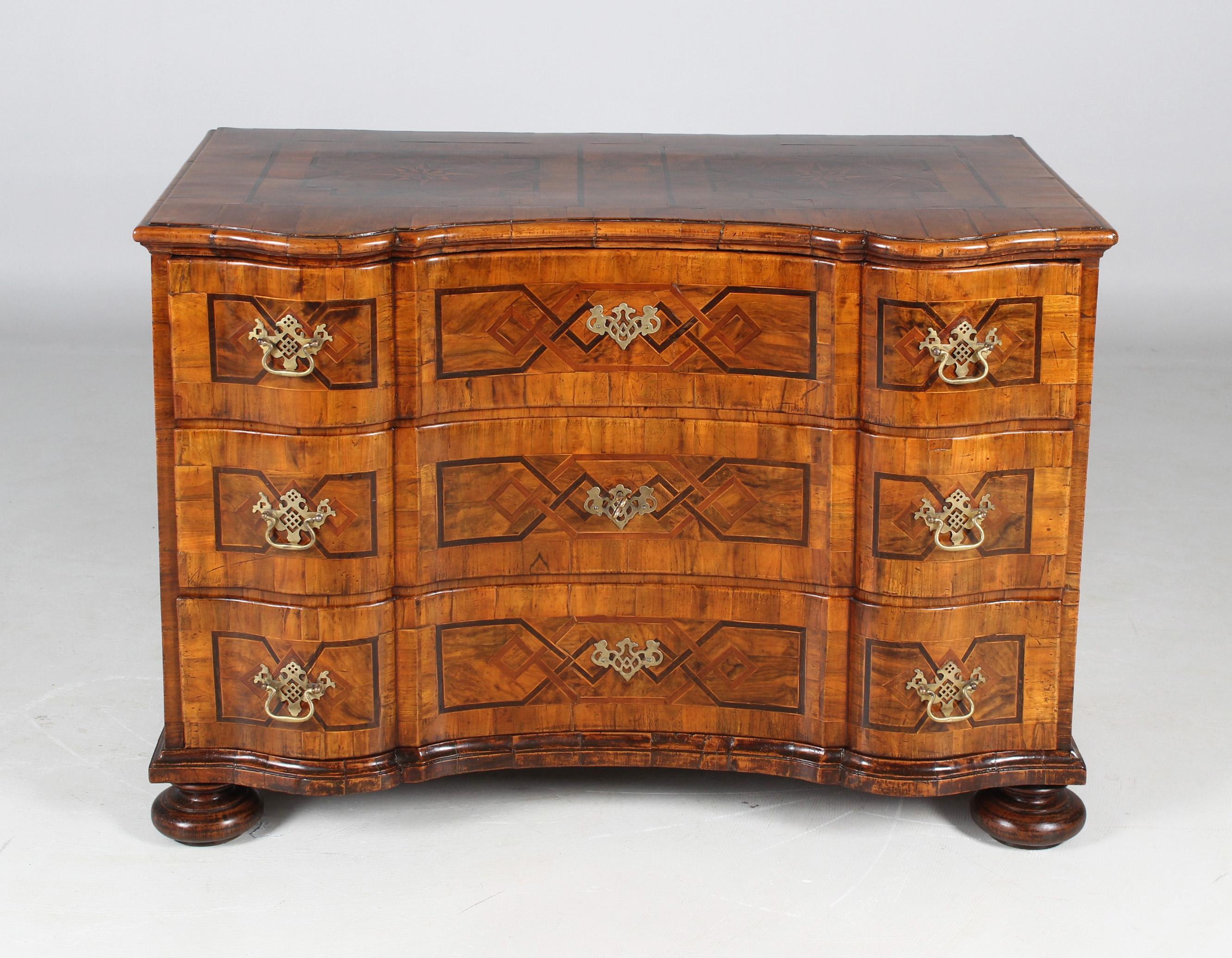 18th Century German Baroque Chest of Drawers with Fantastic Patina 6