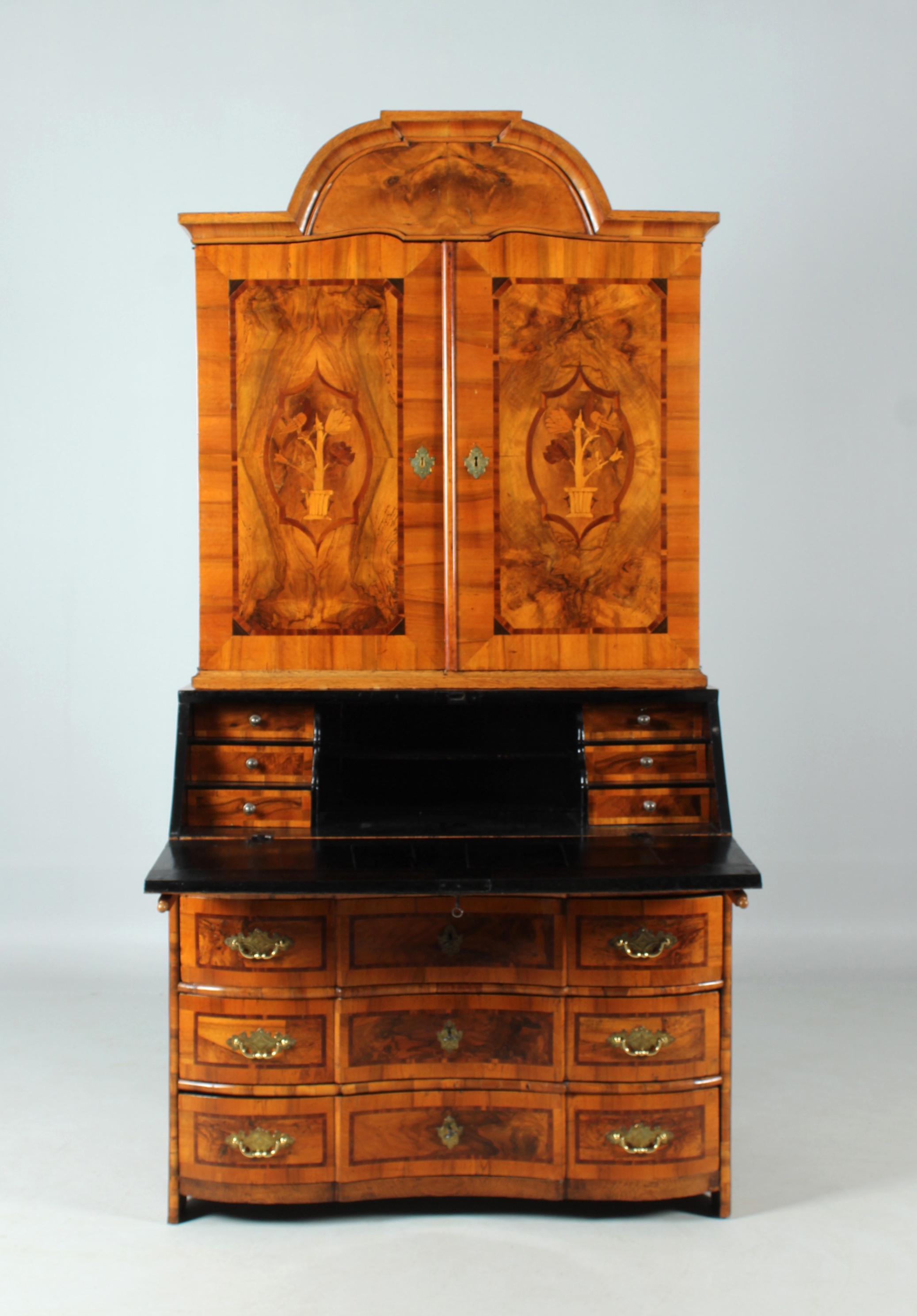 18th Century German Baroque Secretaire, Walnut, Circa 1750 6