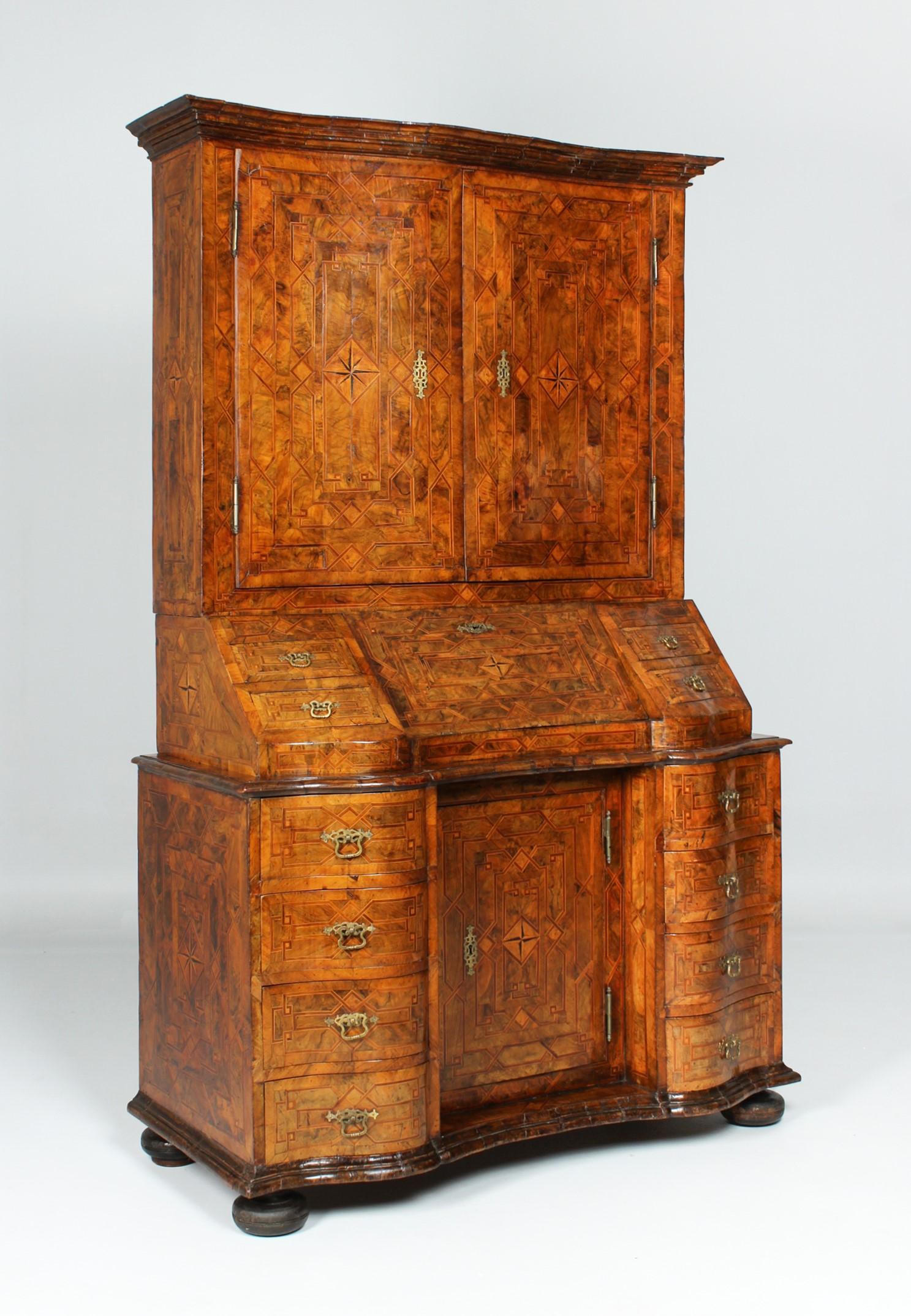 Baroque secretary with impressive marquetry

Southwest Germany
Walnut a.o.
around 1750

Dimensions: H x W x D: 211 x 127 x 65 cm

Description:
Antique top-mounted secretary from the mid-18th century with exceptionally rich marquetry.

The base