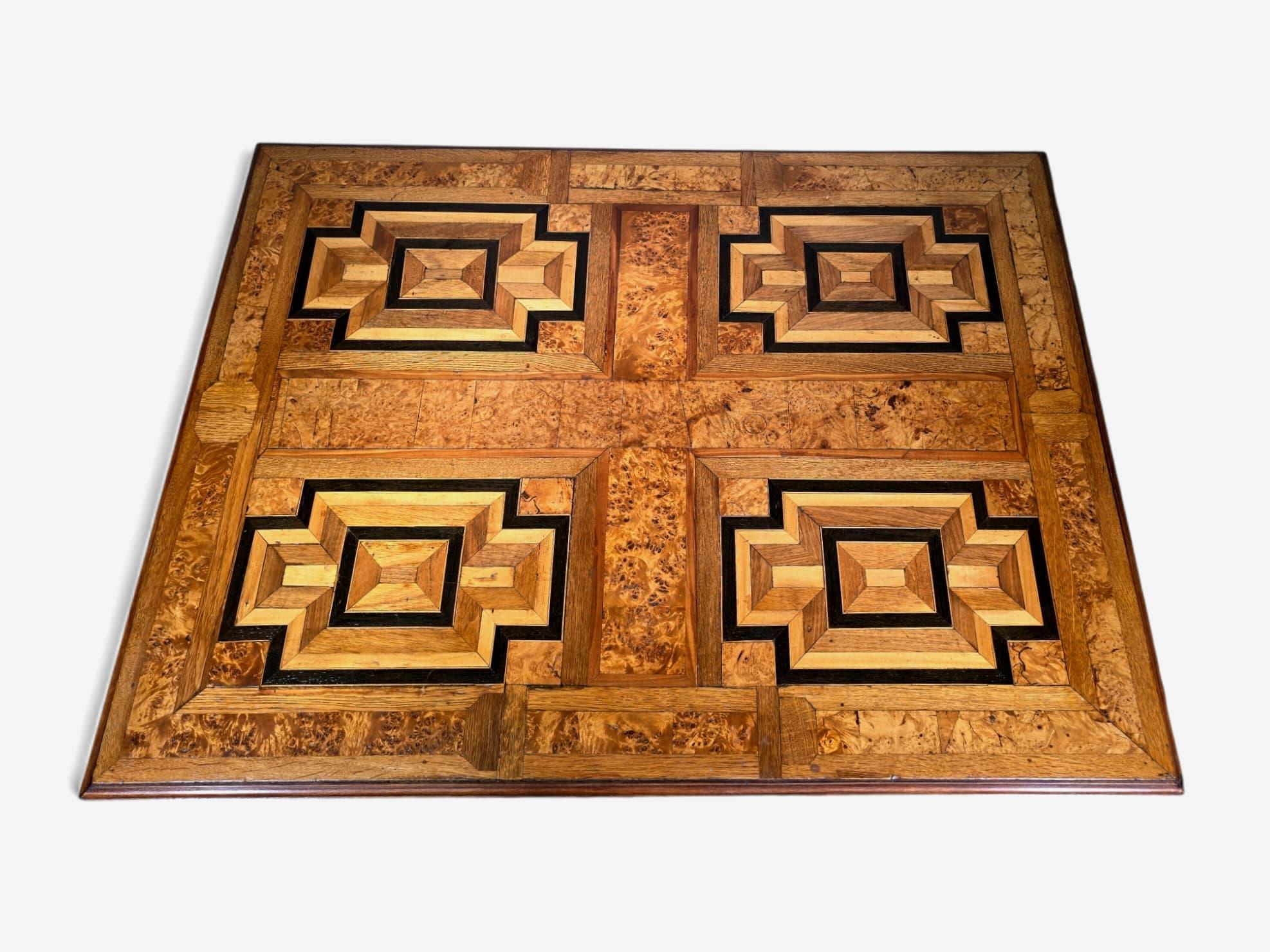 Mesa barroca alemana del siglo XVIII en venta 8