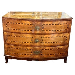 18th Century German Biedermeier Walnut Bow Front Commode 18th Century German Biedermeier Walnut Bow Front Commode