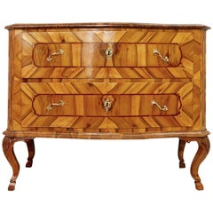 18th Century German Chest of Drawers in Walnut