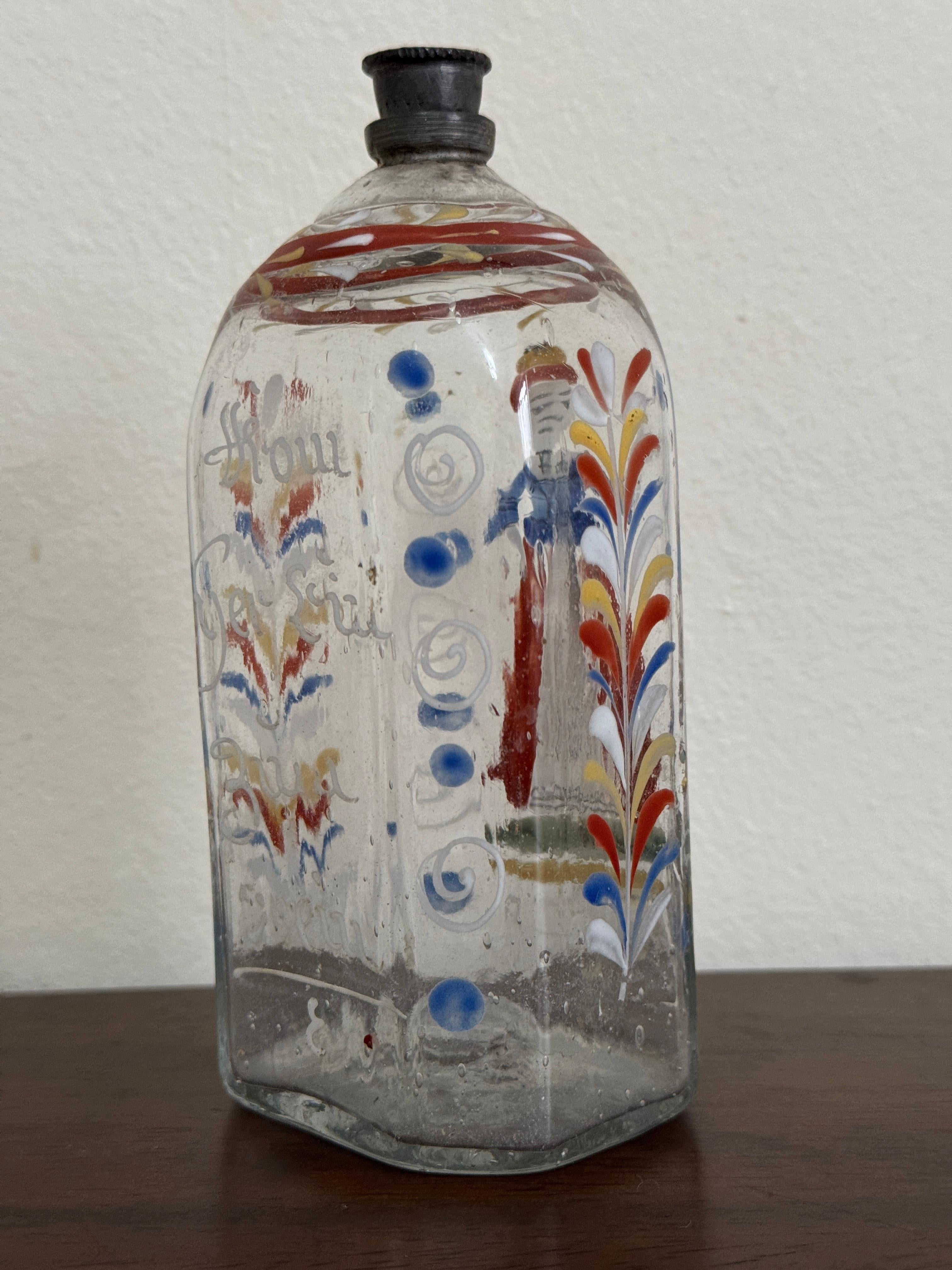 Fatto a mano Bottiglia decorata in vetro trasparente del XVIII secolo