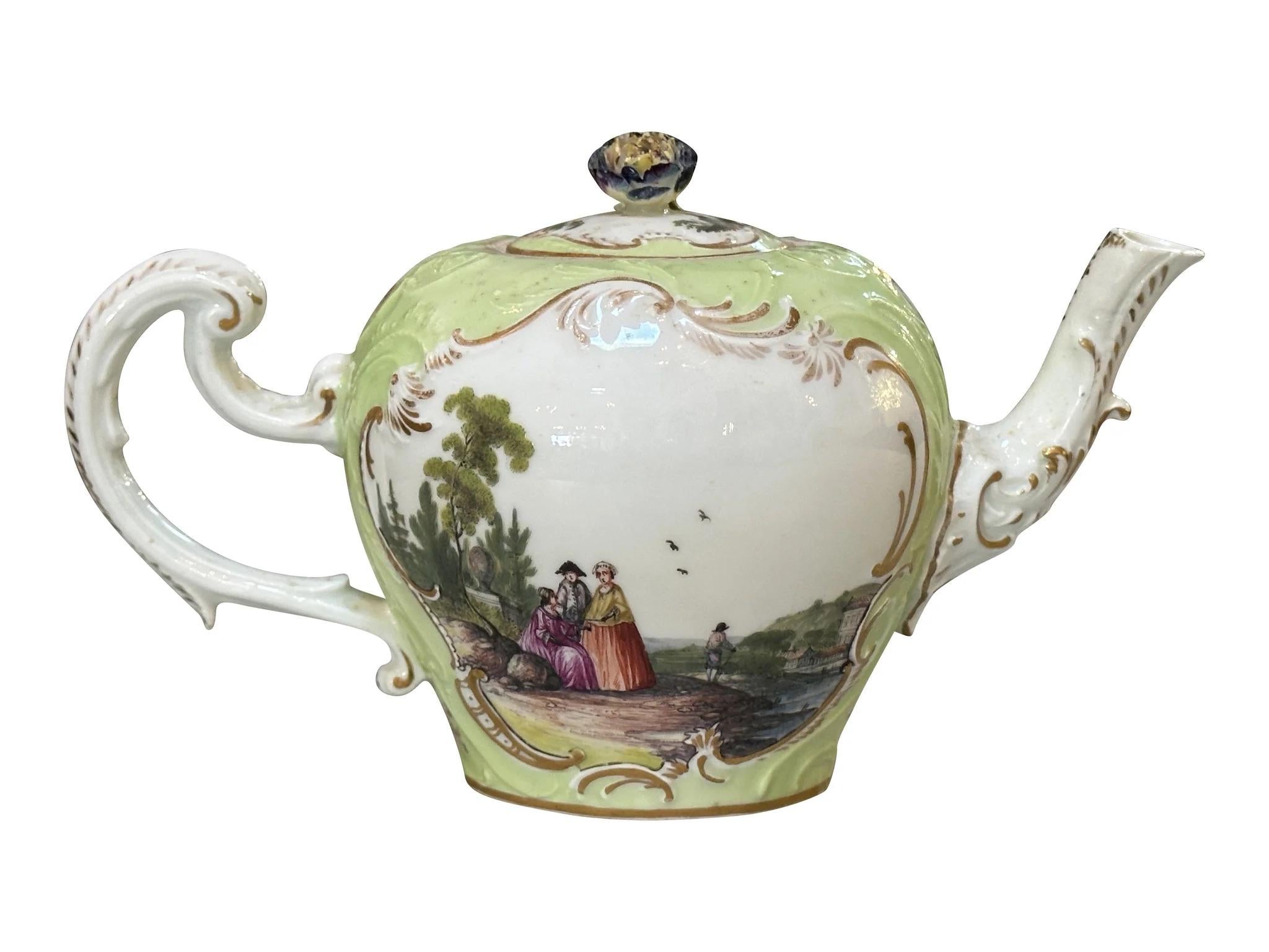 18th Century German Decorated Meissen Teapot For Sale