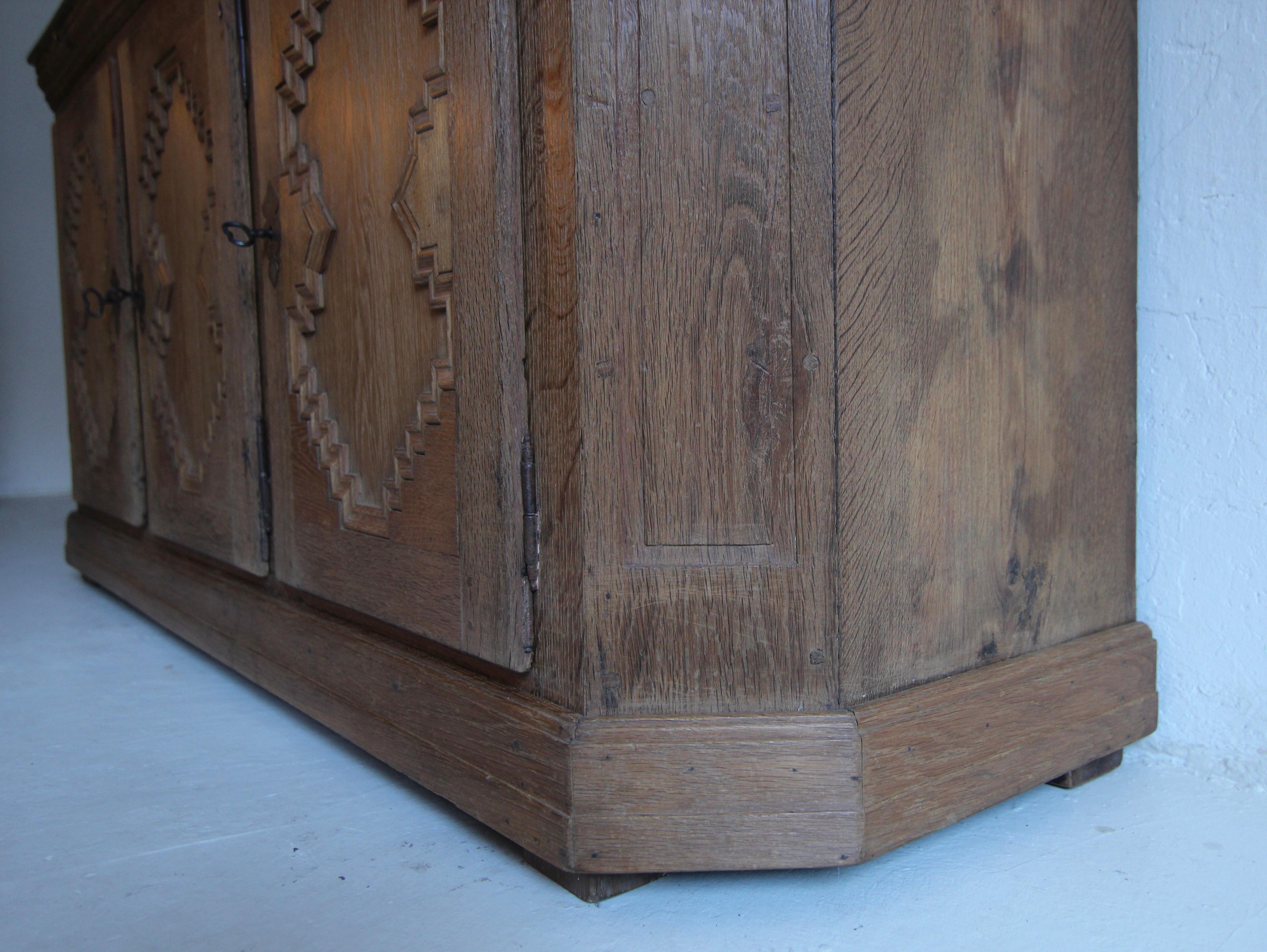 18th Century German Oak Buffet Sideboard 6