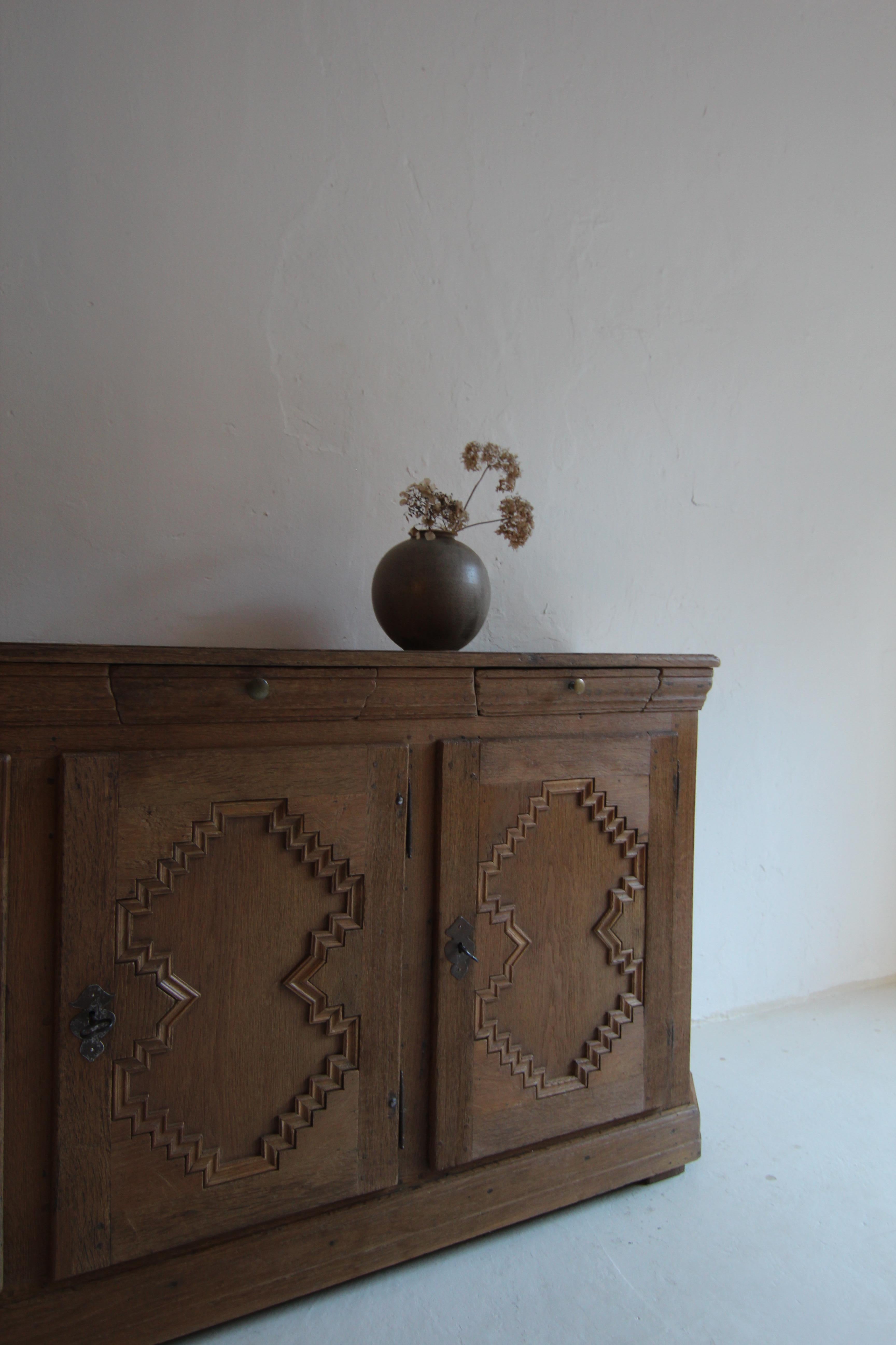18th Century German Oak Buffet Sideboard In Good Condition In Dusseldorf, DE