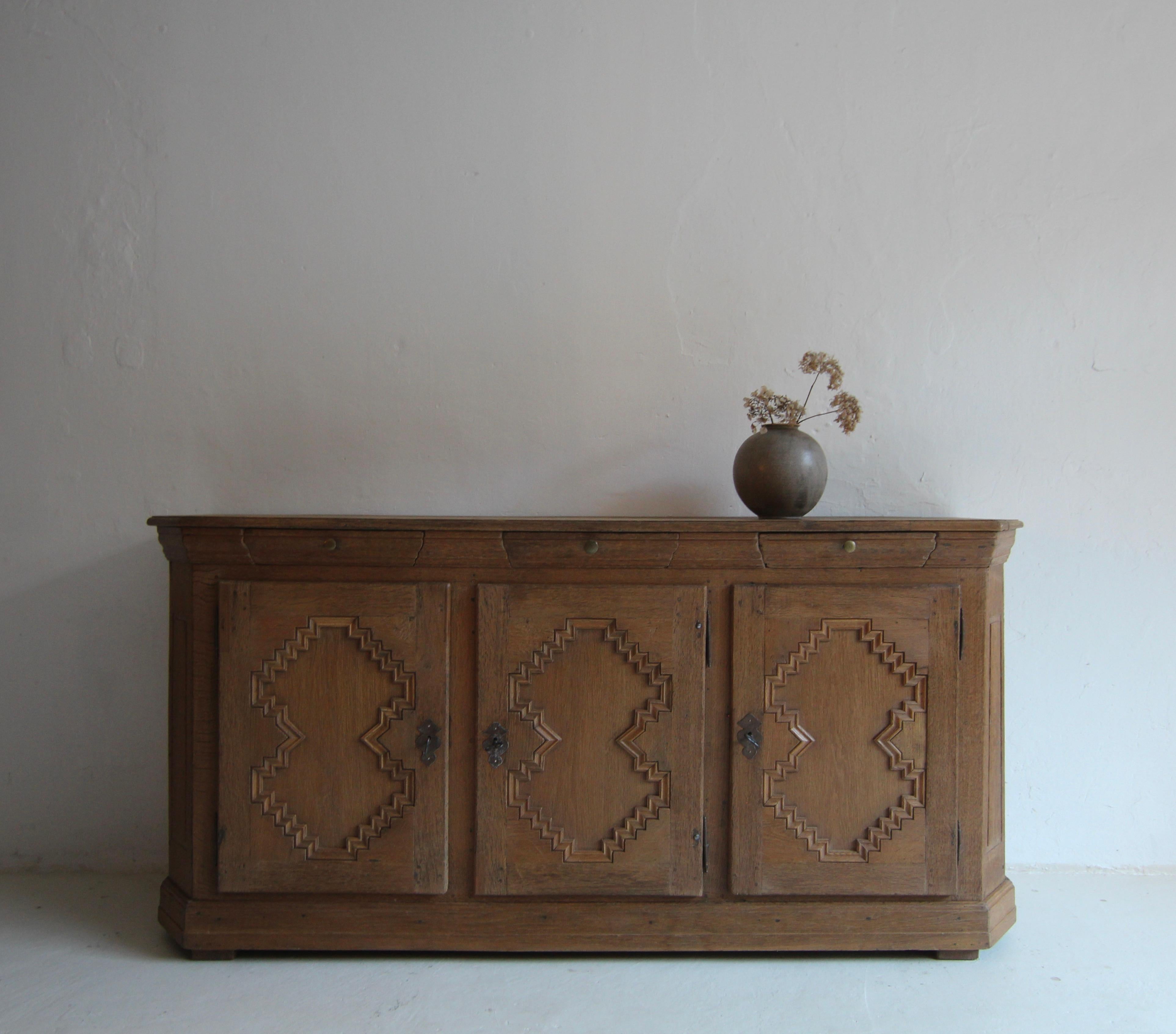 18th Century German Oak Buffet Sideboard 2