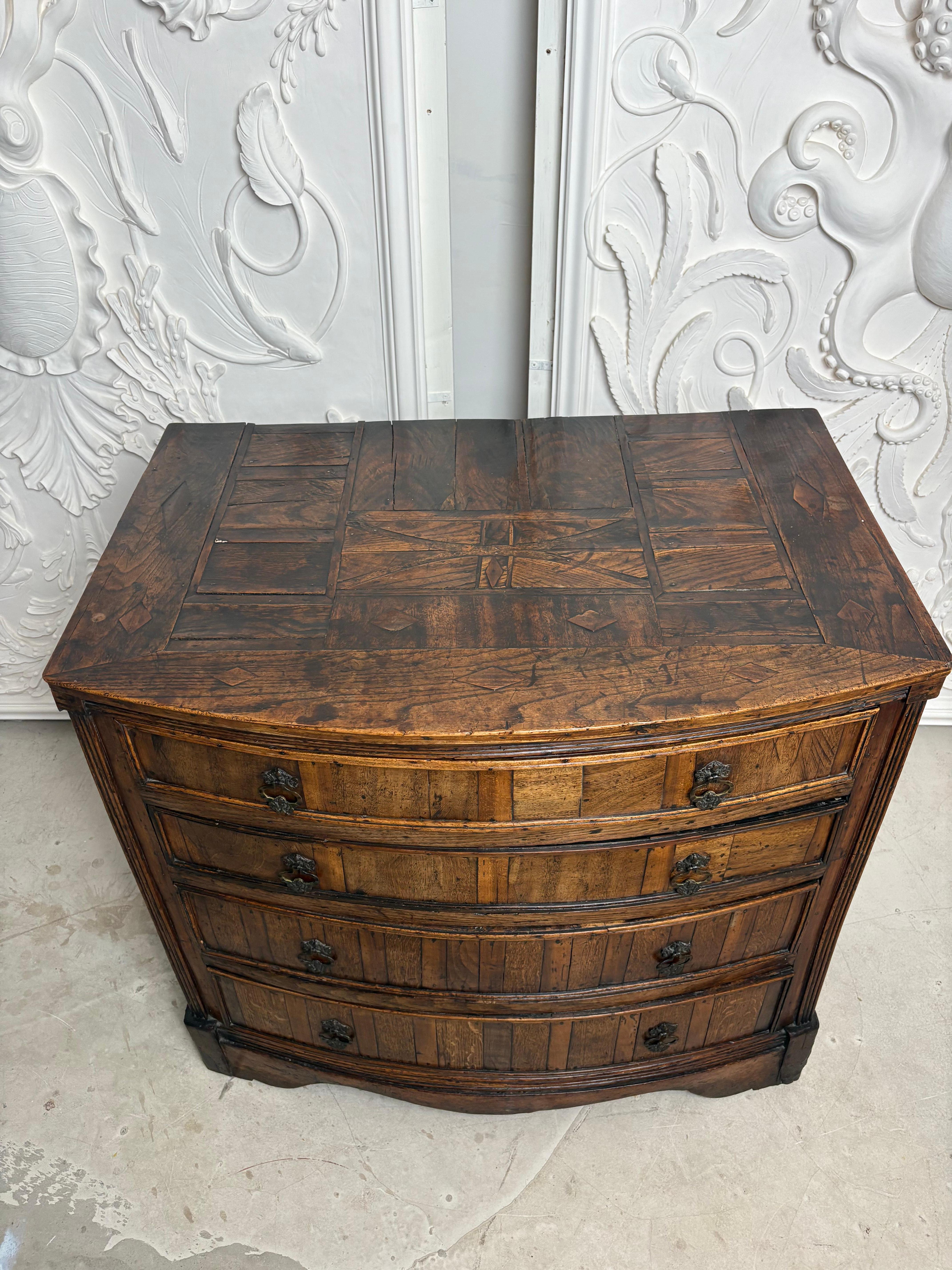18th Century German Oak Commode For Sale 8