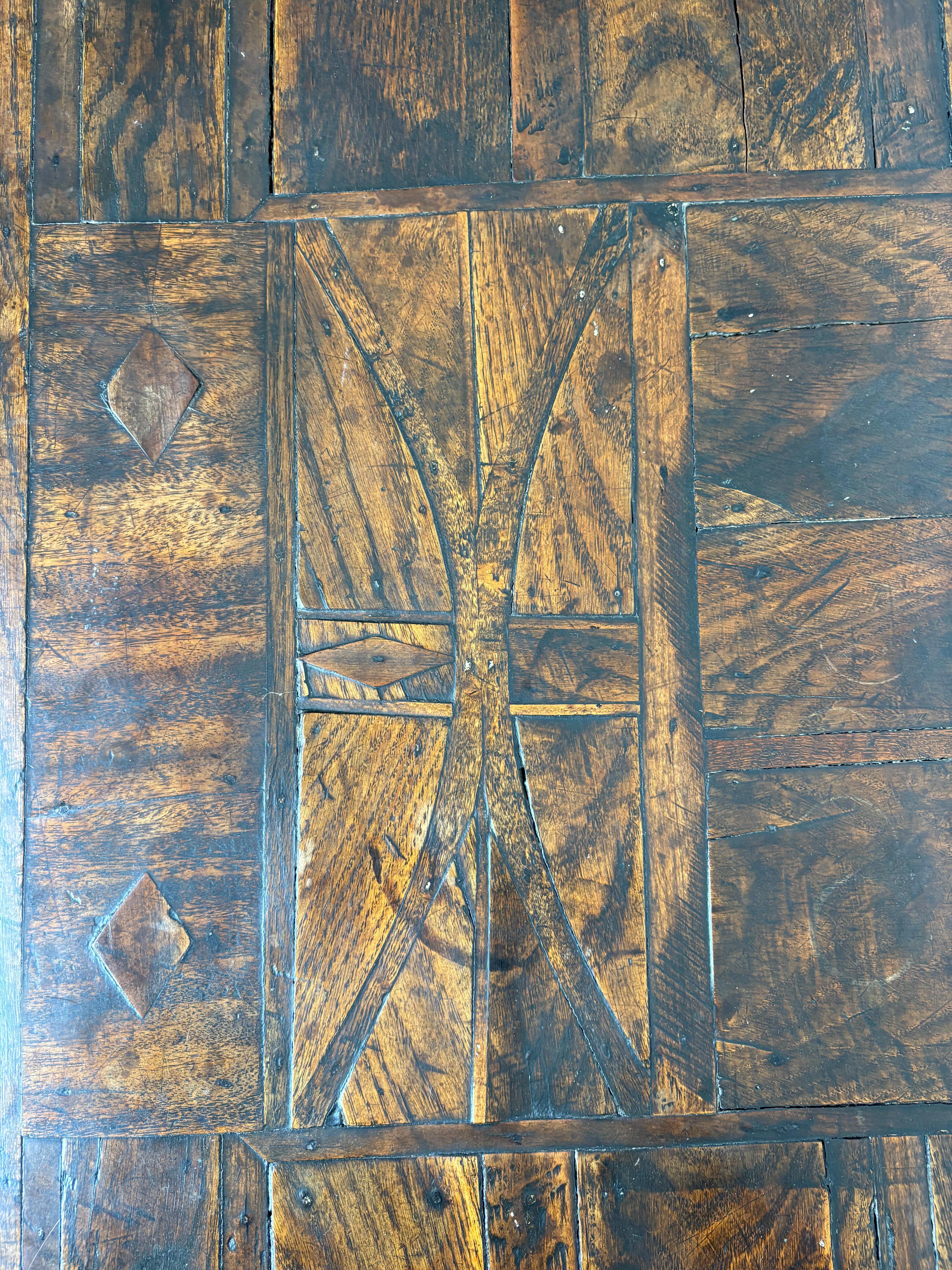 18th Century German Oak Commode In Excellent Condition For Sale In Tetbury, GB