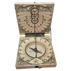 Mehr Möbel und Sammlerstücke