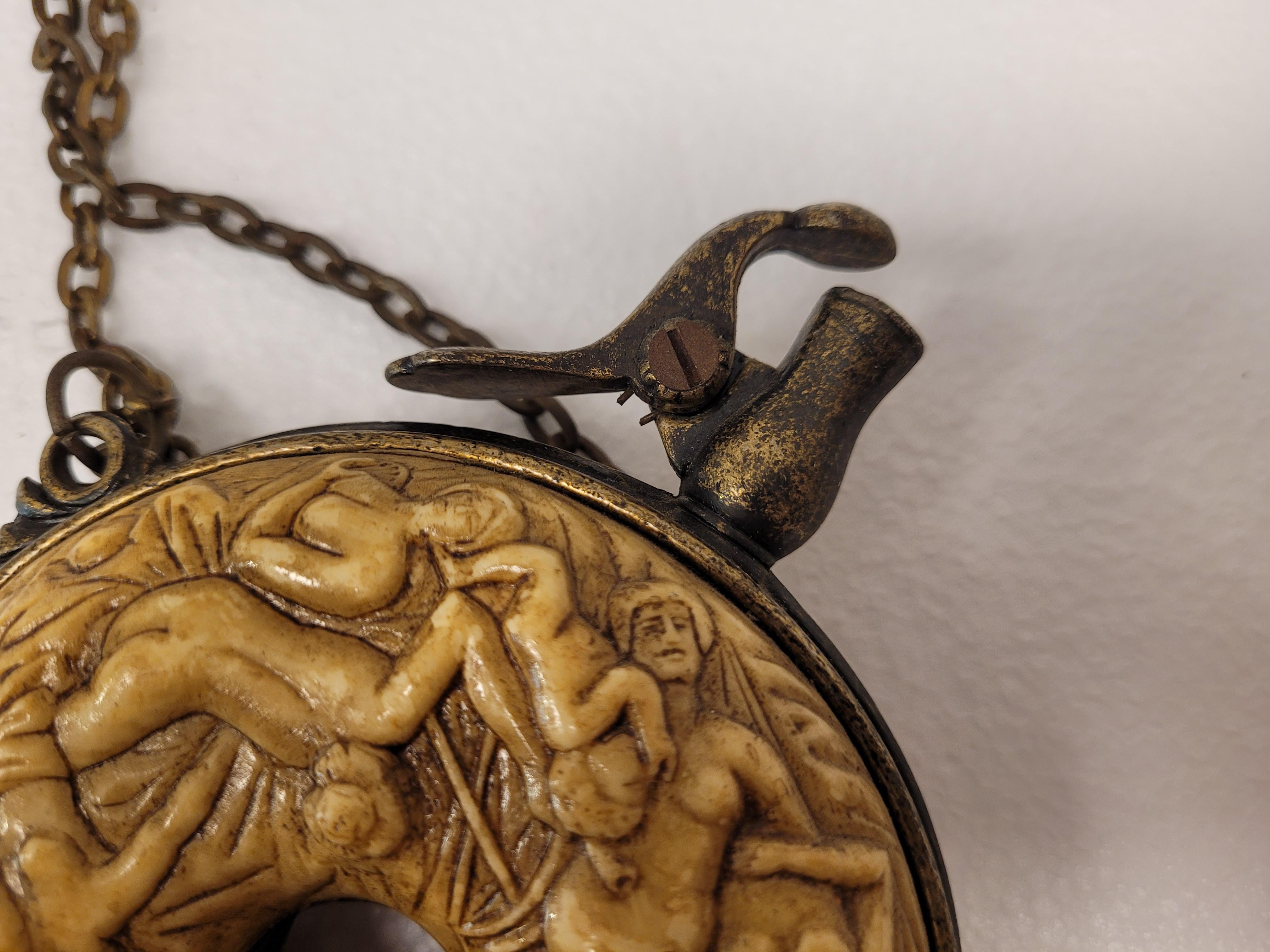 18th century GERMAN POWDER CONTAINER IN BONE , CIRCULAR  CARVINGS OF BAKANAKES 6