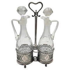 Set de bouteilles d'huile et de vinaigre en argent allemand du 18e siècle