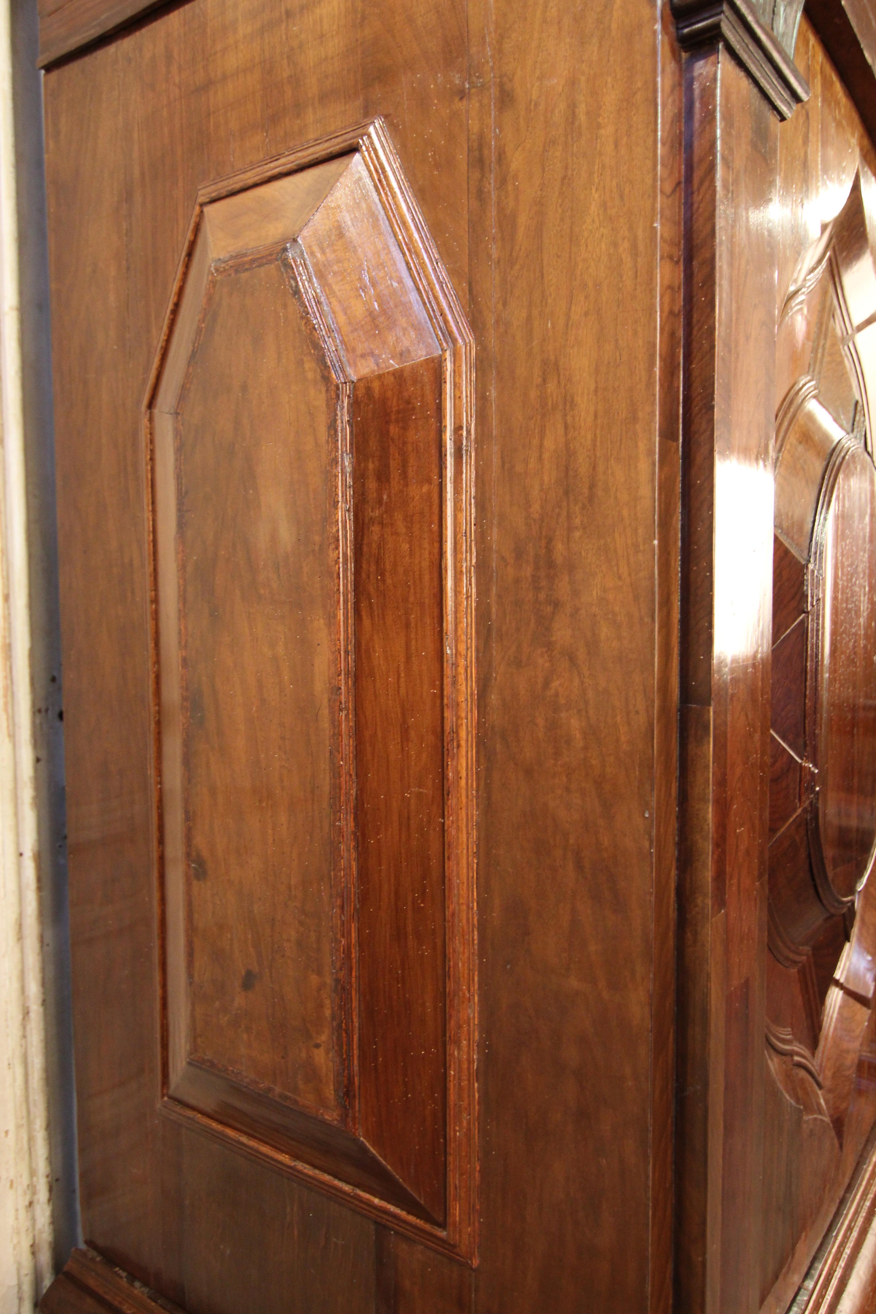 18th Century German Walnut Hamburger Schapp Cabinet For Sale 5