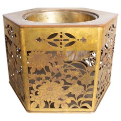 Hibachi de Bronce Dorado del Siglo XVIII