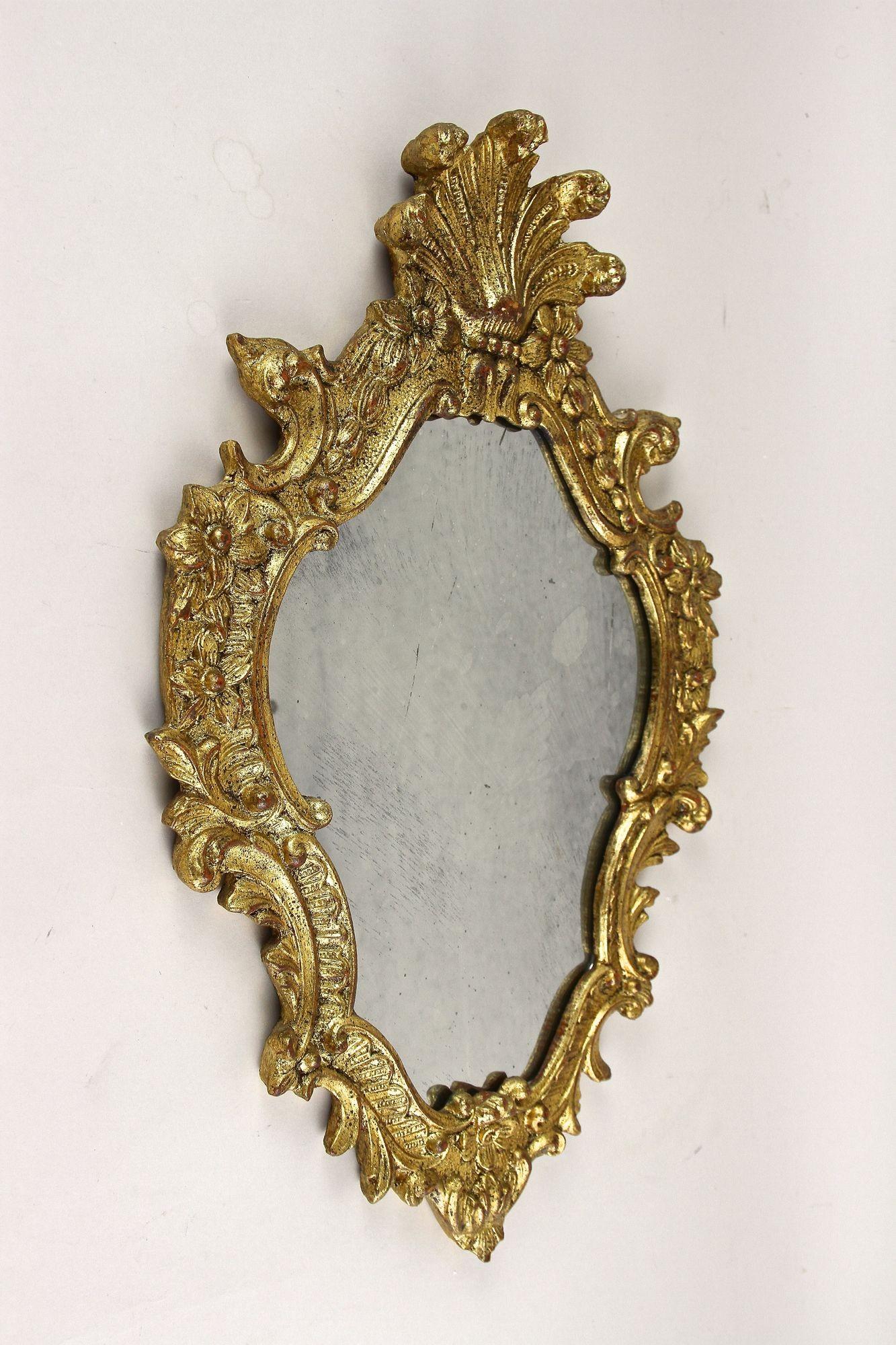 18th Century Gilt Baroque Mirror With Old Mirror Plate, Handcarved - IT ca.1790 9