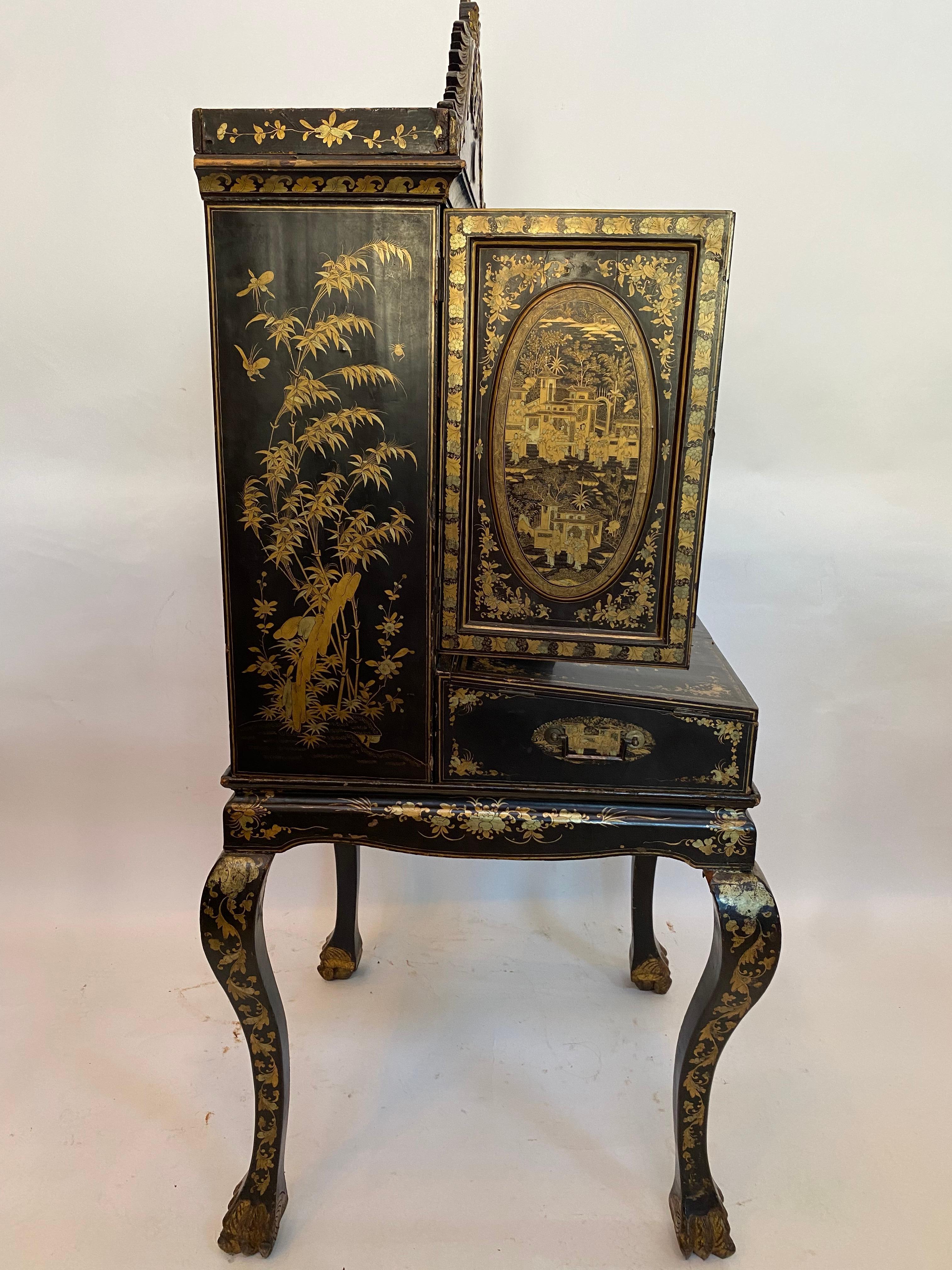 18th Century Gilt Black Chinese Larquer Cabinet Desk  For Sale 13
