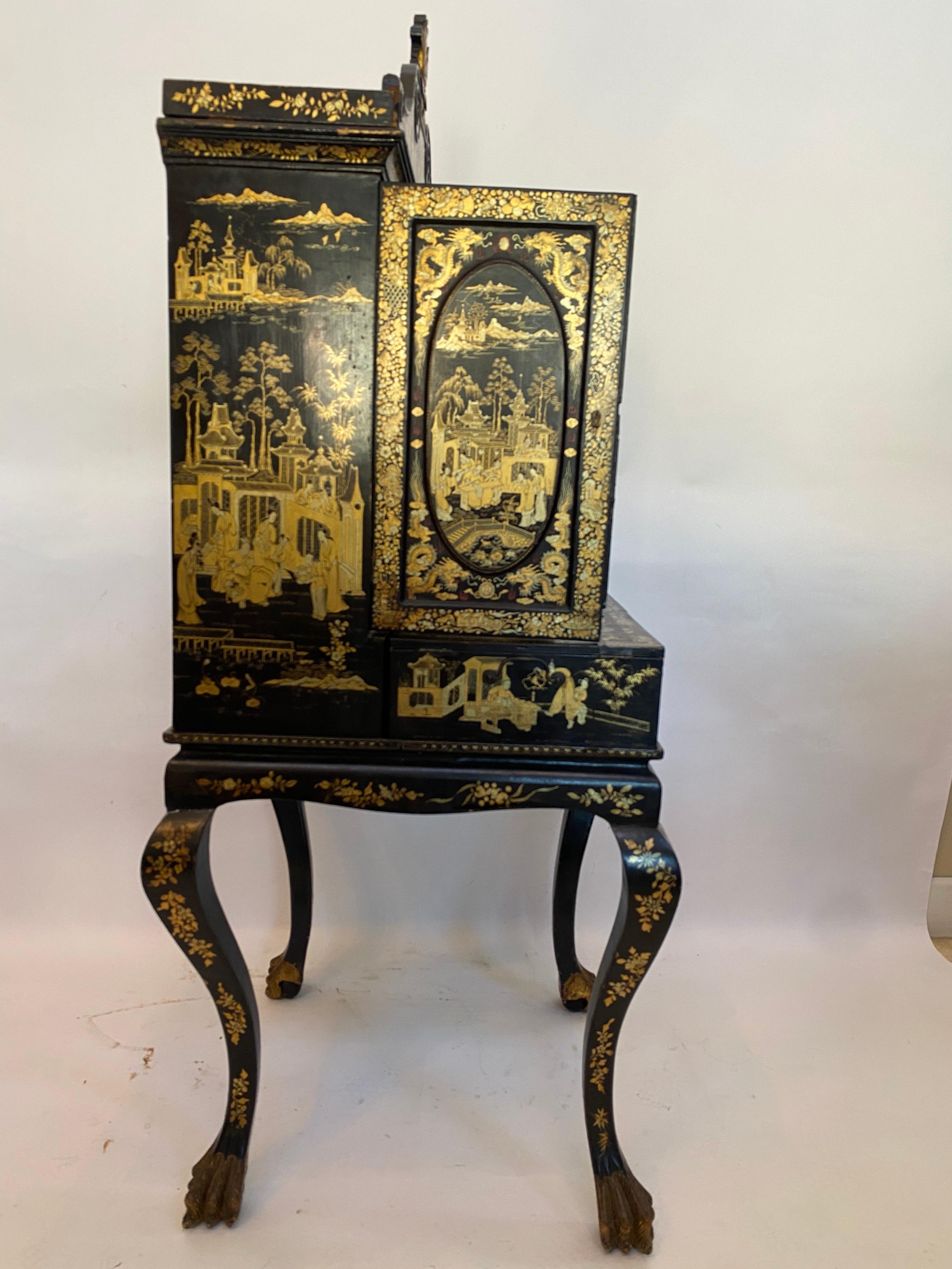 18th Century Gilt Black Lacquer Chinese Ladies Dressing Chest For Sale 6