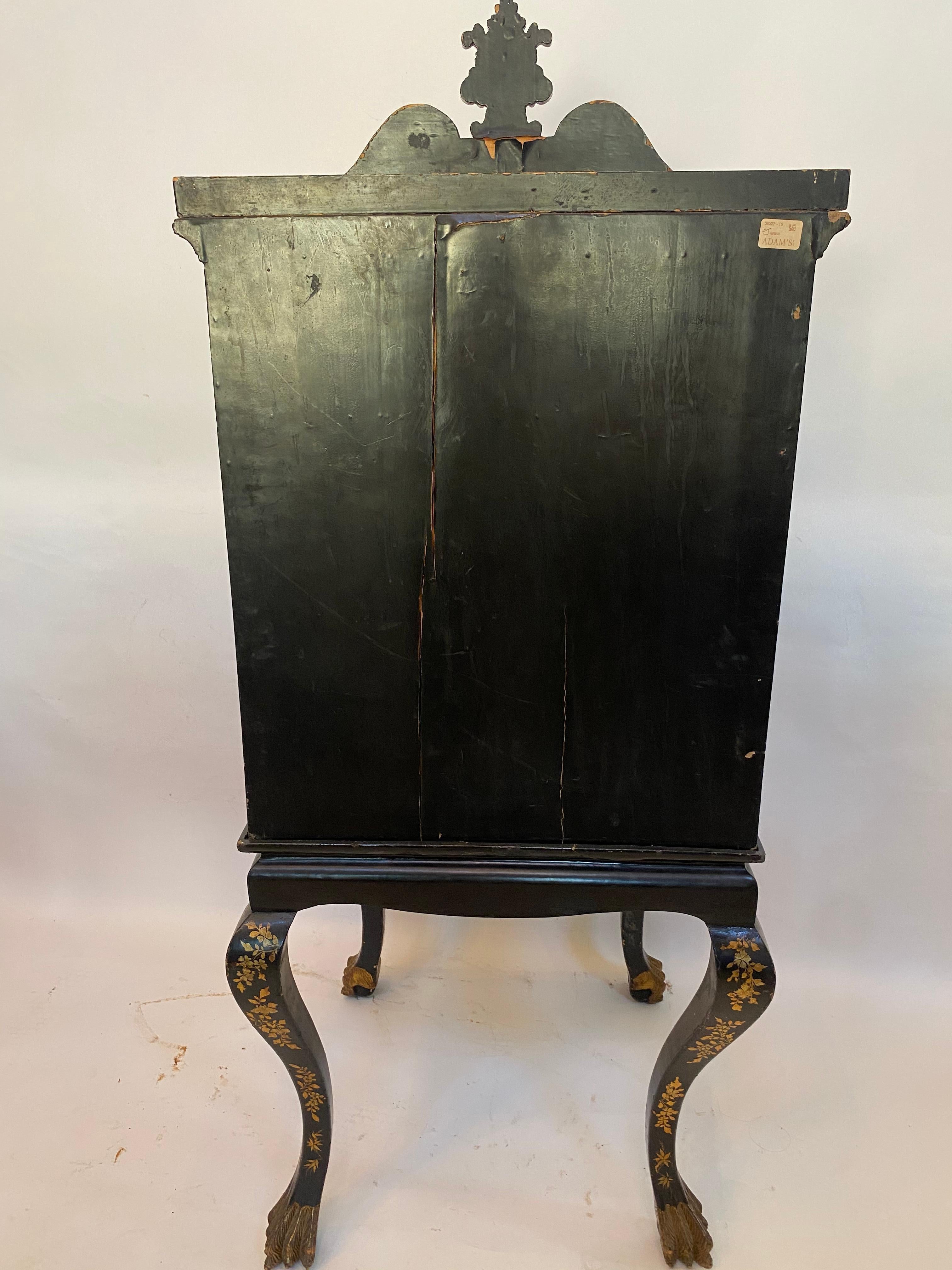 18th Century Gilt Black Lacquer Chinese Ladies Dressing Chest For Sale 7