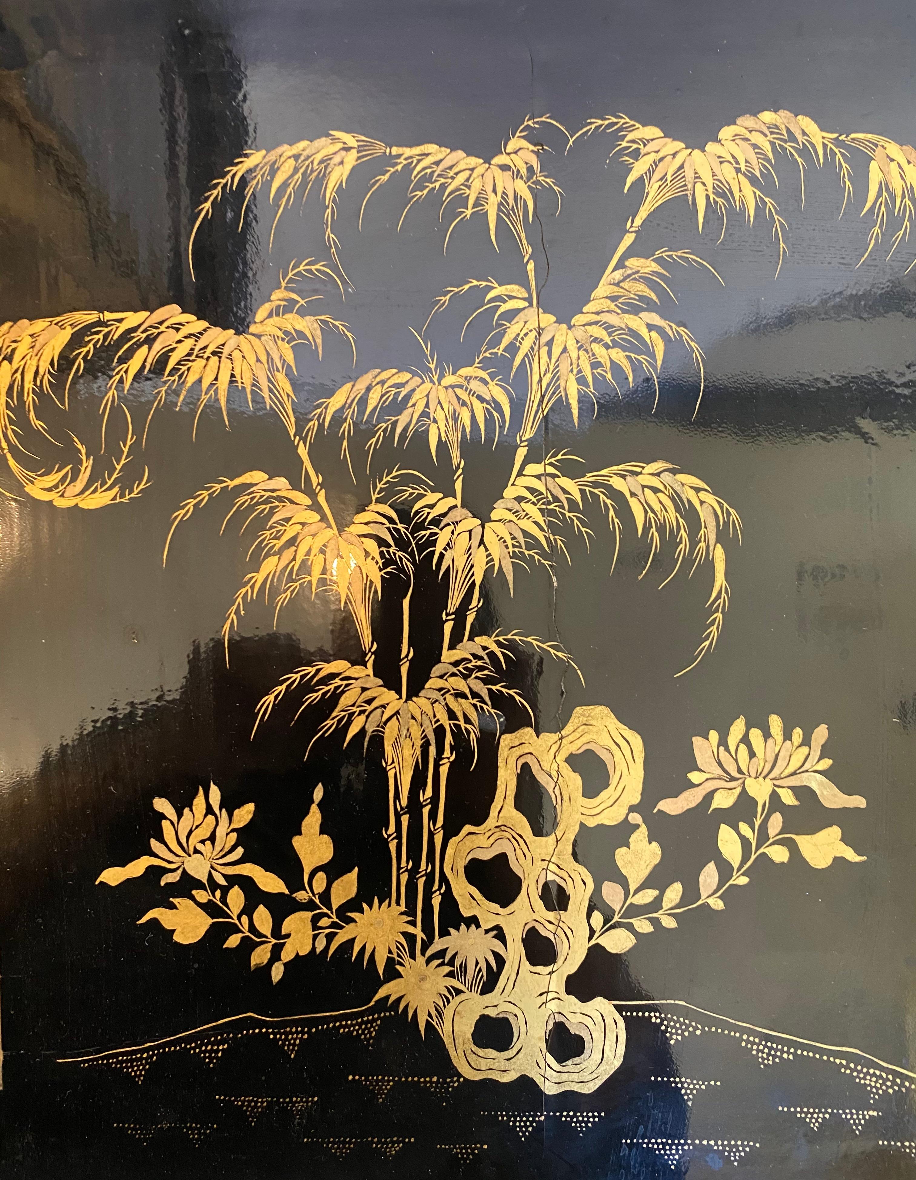 Chinesische Damenkommode aus dem 18. Jahrhundert mit vergoldetem schwarzem Lack im Angebot 11