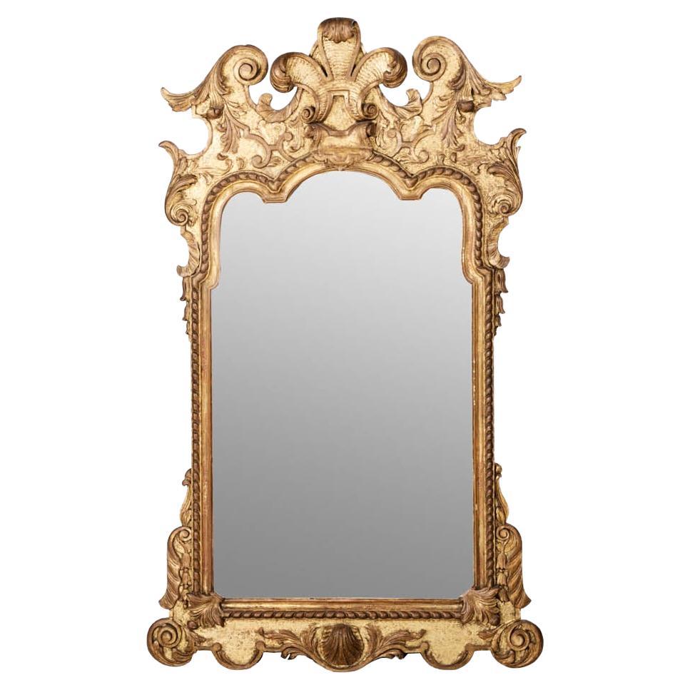 Vergoldeter Spiegel aus dem 18. Jahrhundert in der Art von Belcher