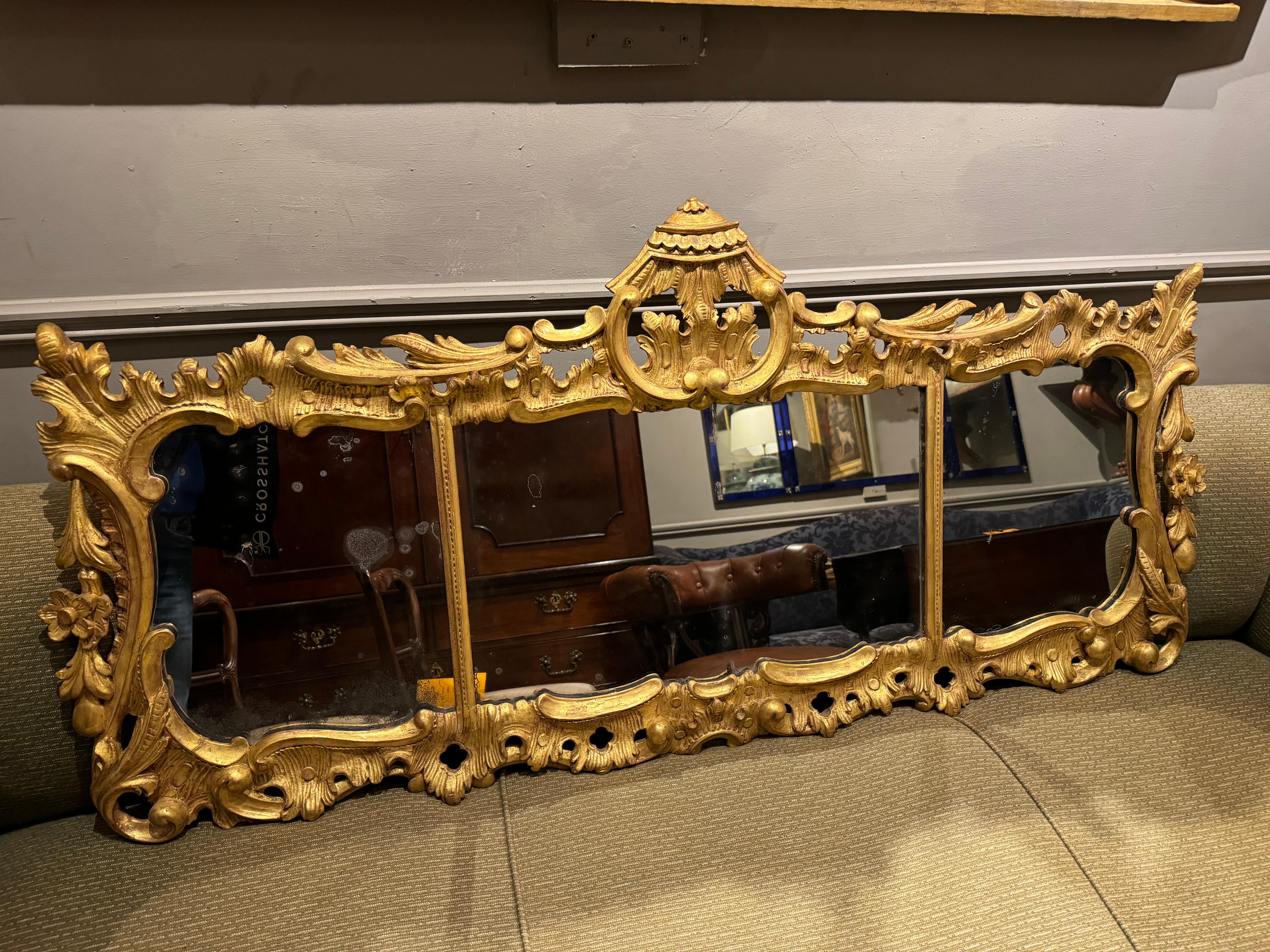 Vergoldeter Obermantel-Spiegel aus dem 18. (Georgian) im Angebot