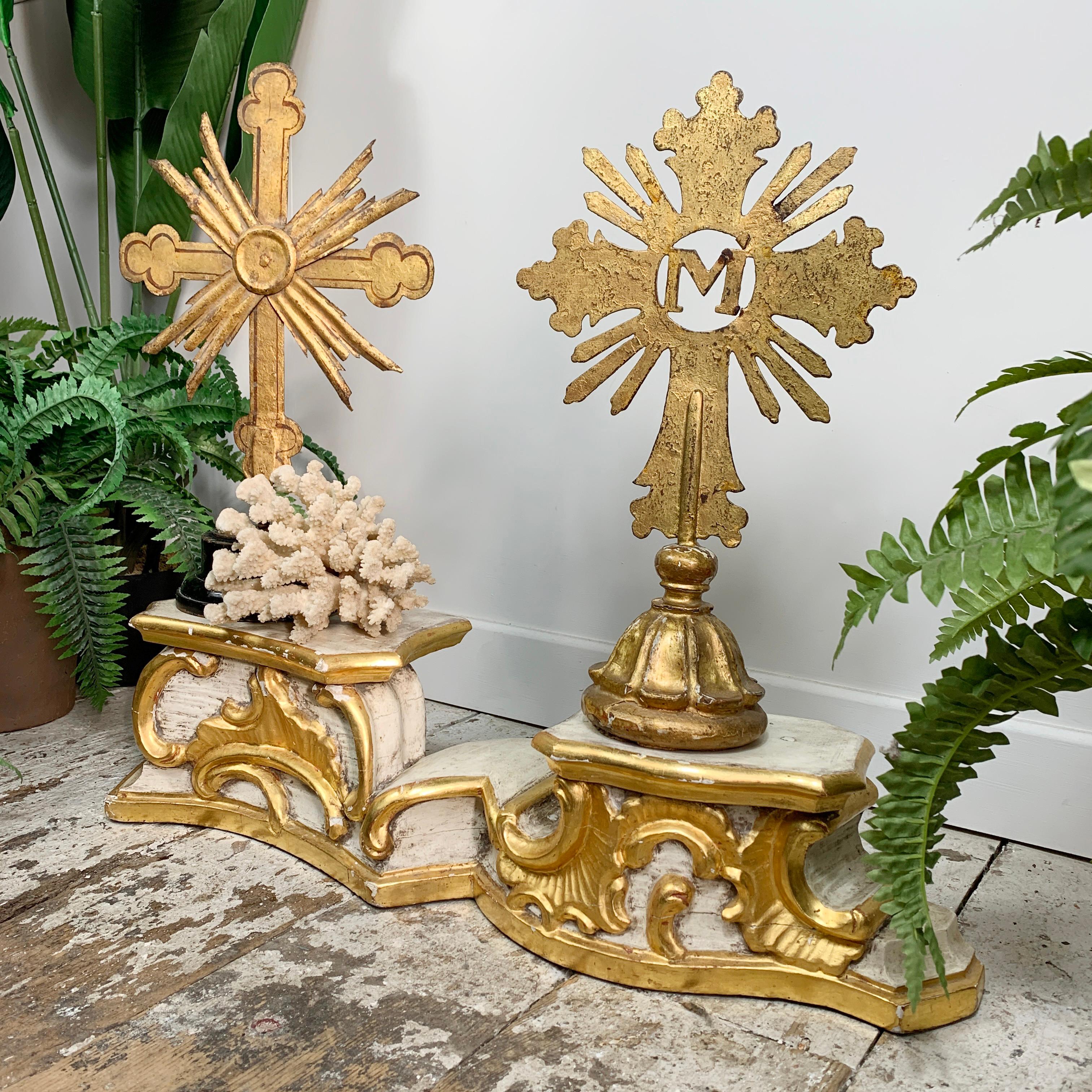 Wood 18th Century White and Gold Baroque Stand For Sale