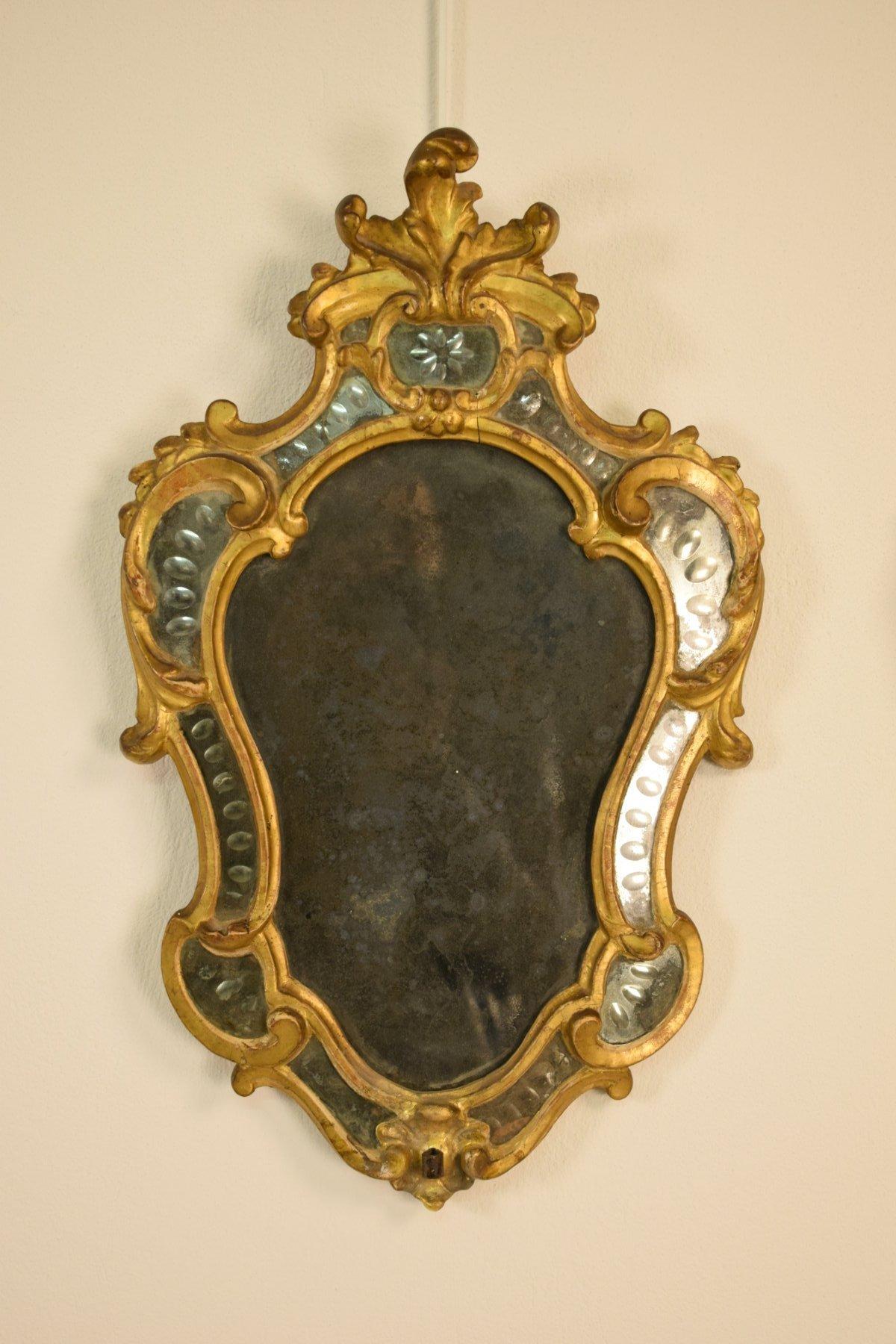 Carved 18th Century, Giltwood Pair of Italian Louis XV Candle Wall Sconce with Mirror For Sale