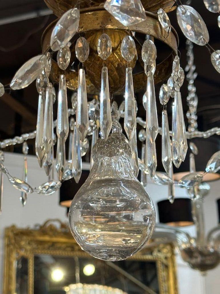 18th Century Giltwood and Crystal Chandelier from Genoa For Sale 2
