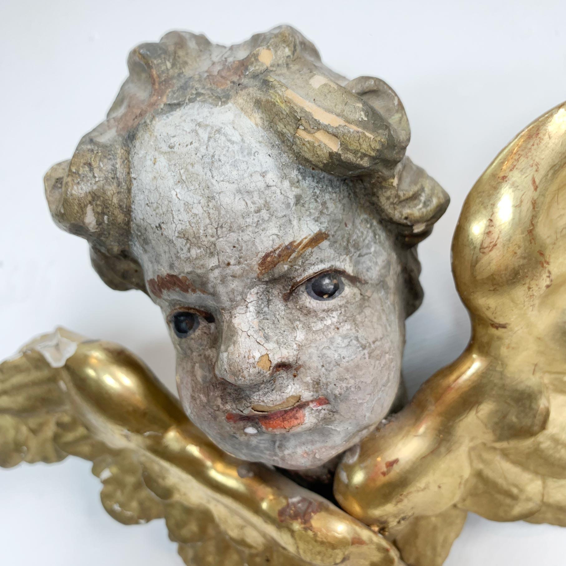  18th Century Giltwood and Polychrome Painted Putti / Cherub In Good Condition For Sale In Hastings, GB