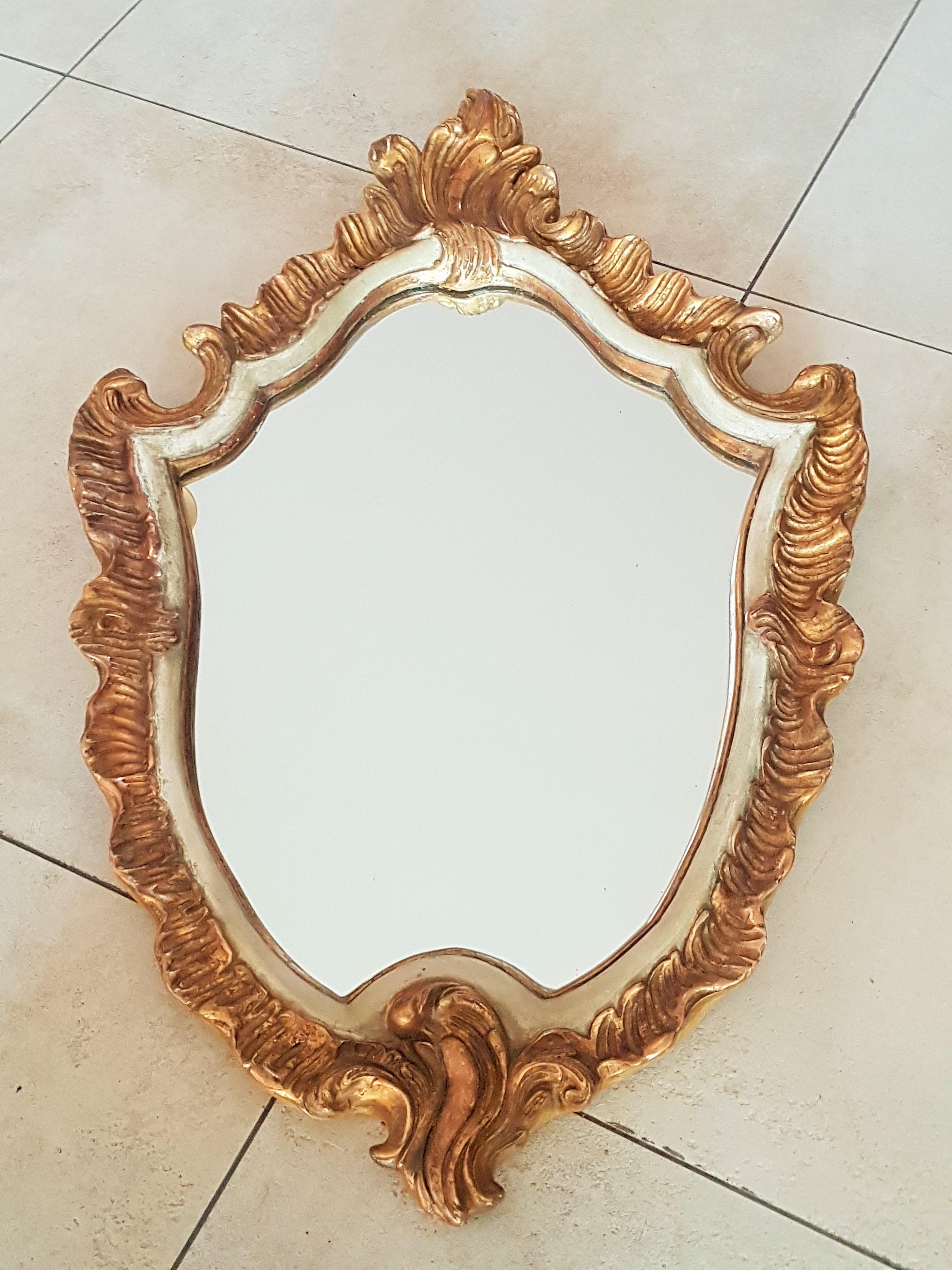 18th Century Giltwood Baroque Wall Mirror Louis XV, France In Good Condition For Sale In Saarbruecken, DE