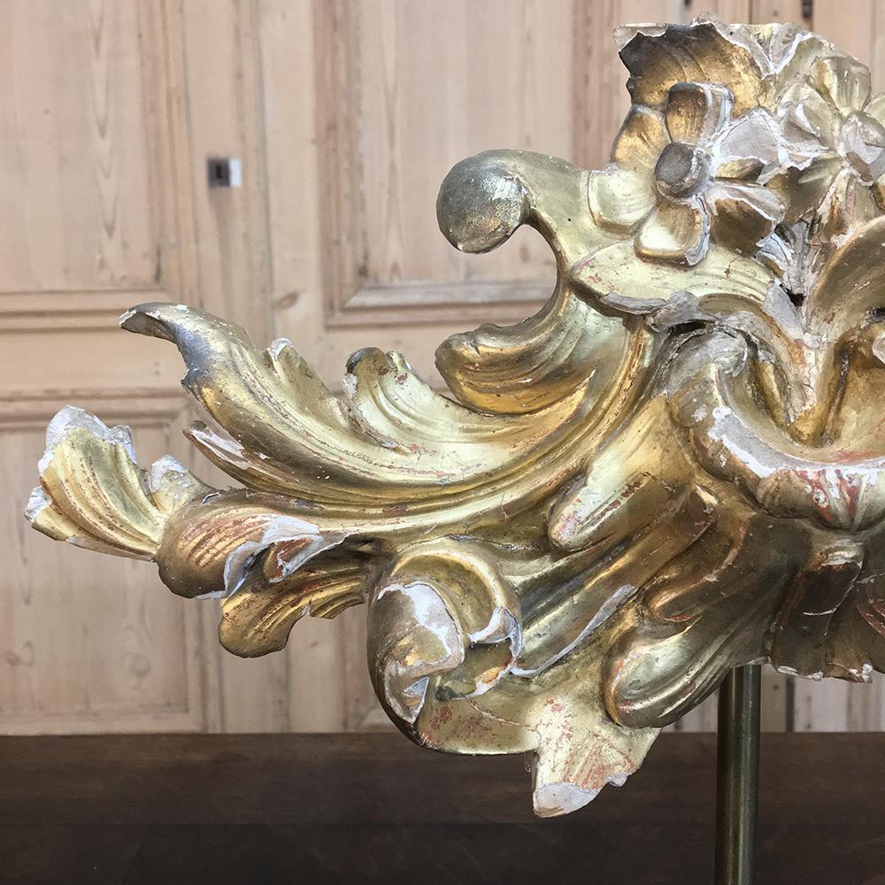 18th Century Giltwood French Architectural Remnant Decoration In Good Condition In Dallas, TX