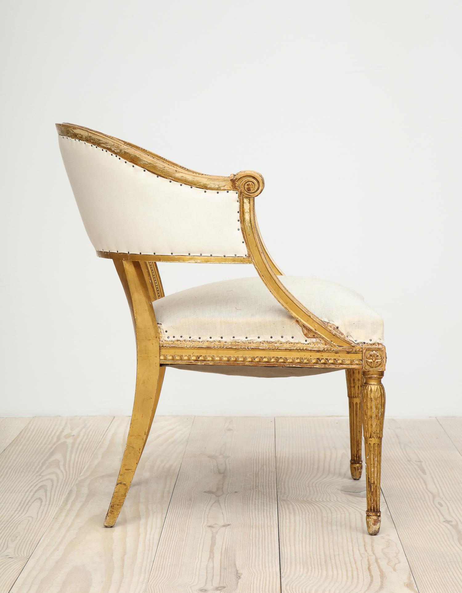 18th Century Giltwood Gustavian Bucket Chairs, Set of 4, Sweden, Circa 1790-1800 For Sale 4