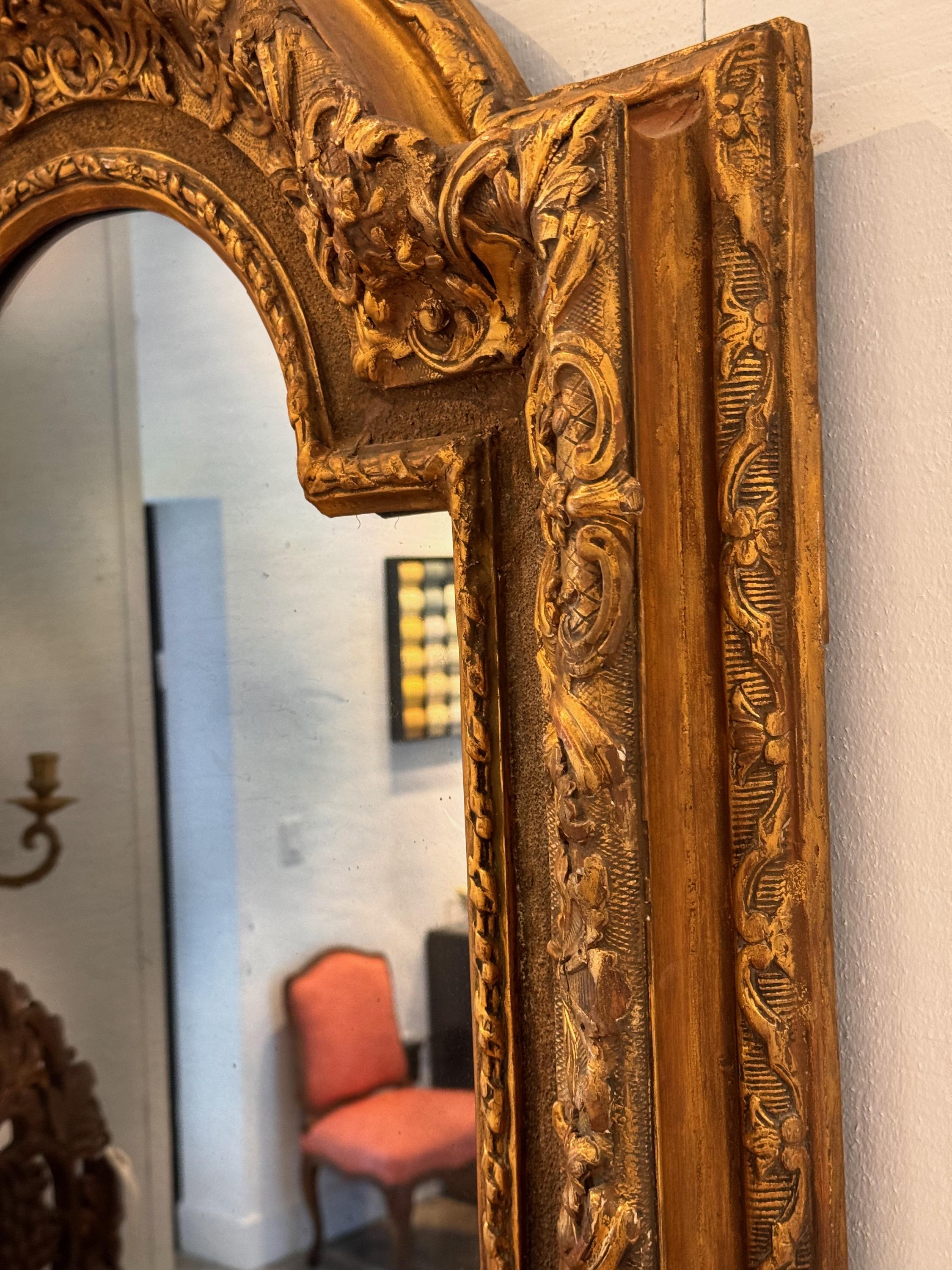 18th Century Giltwood Mirror For Sale 2