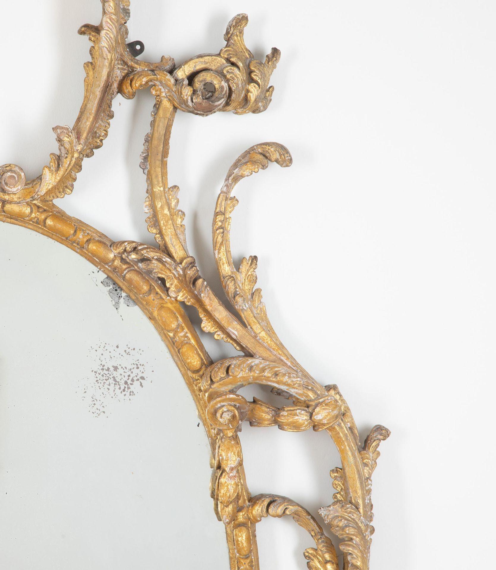 Country Specchio in legno dorato del XVIII secolo alla maniera di Chippendale in vendita